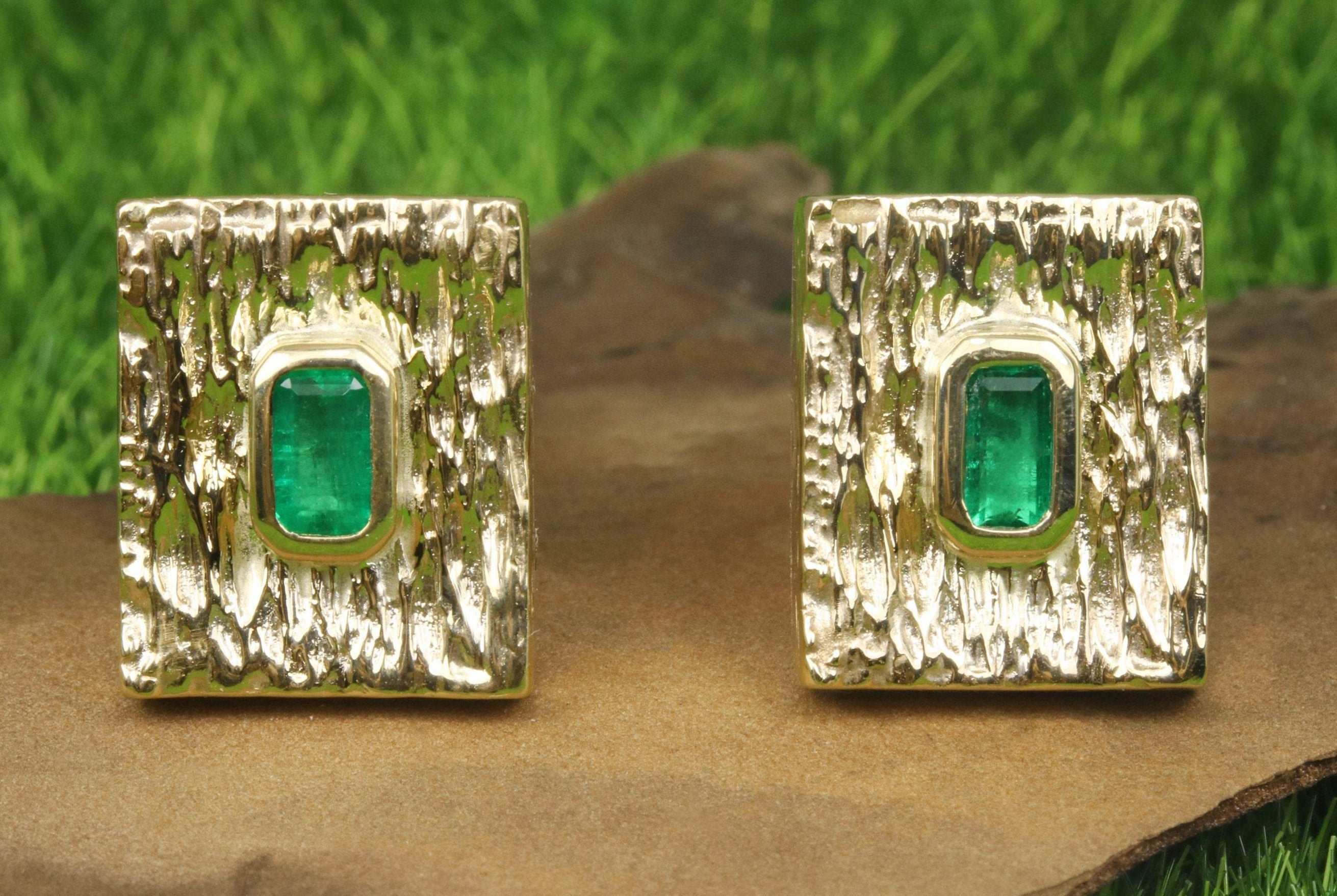 1.30tcw Colombian Emerald Men's Cuff Links 14K