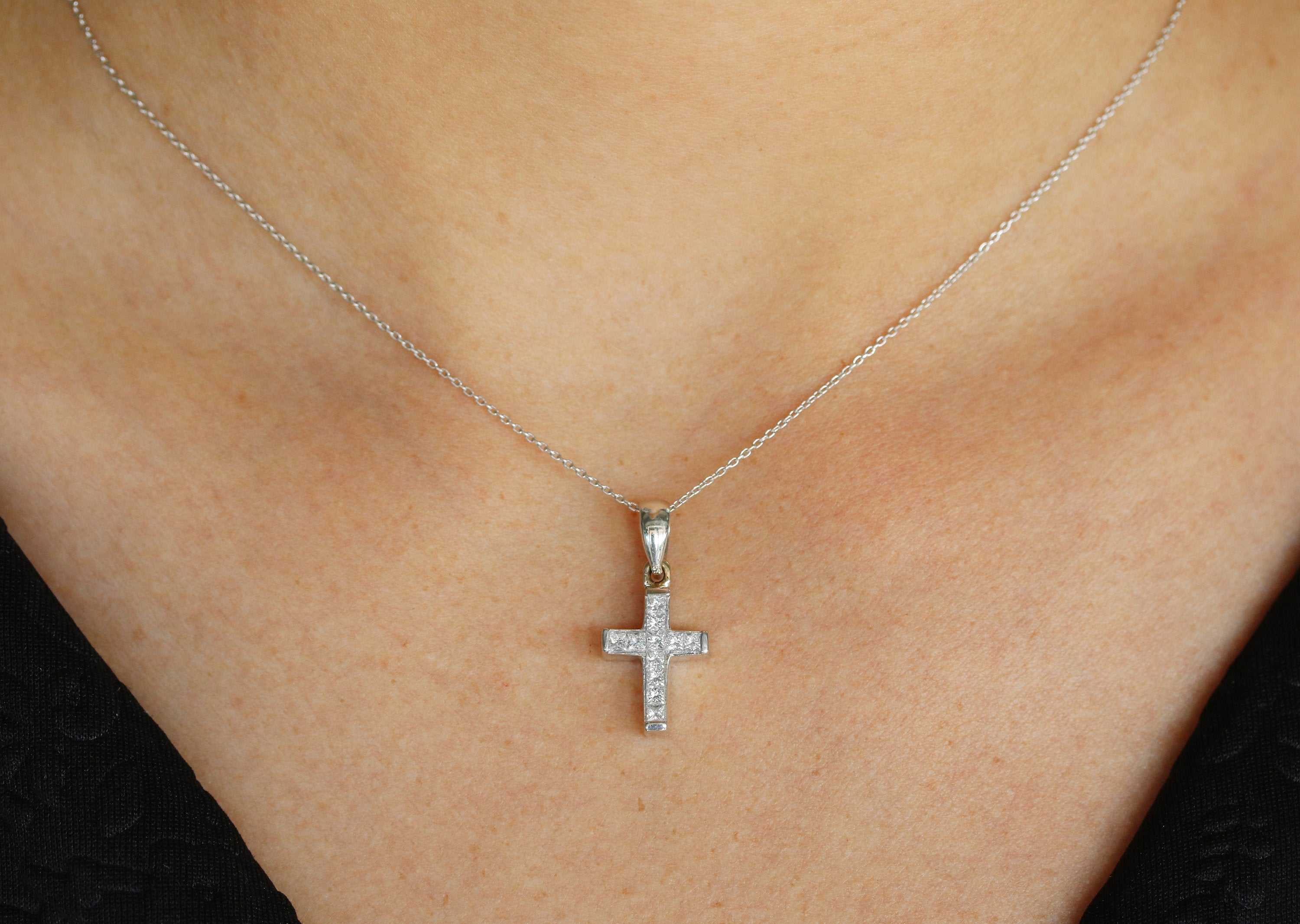 Princess Cut Diamond Necklace 18K