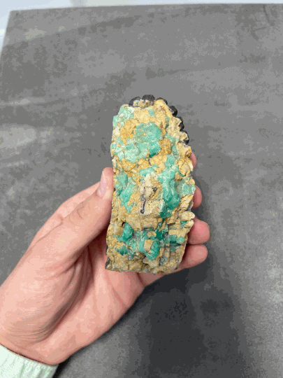 Colombian Emerald Indian Rough Crystal Sculpture