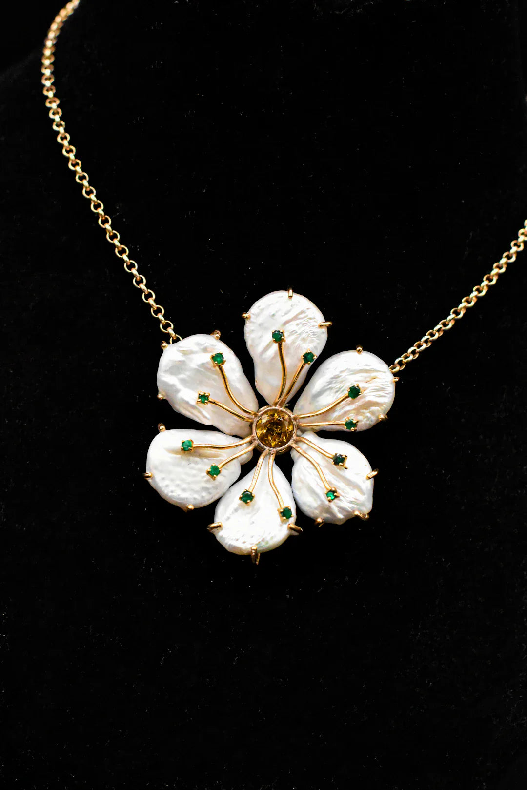 The Art of Designing Custom Emerald Jewelry