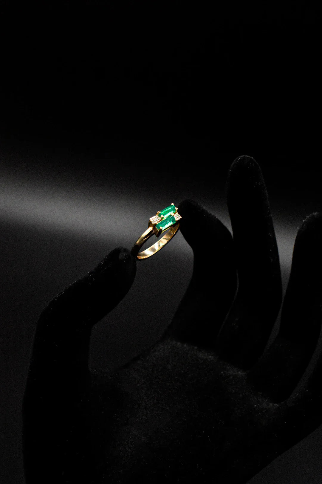 Explore the Dazzling Hues of Emeralds