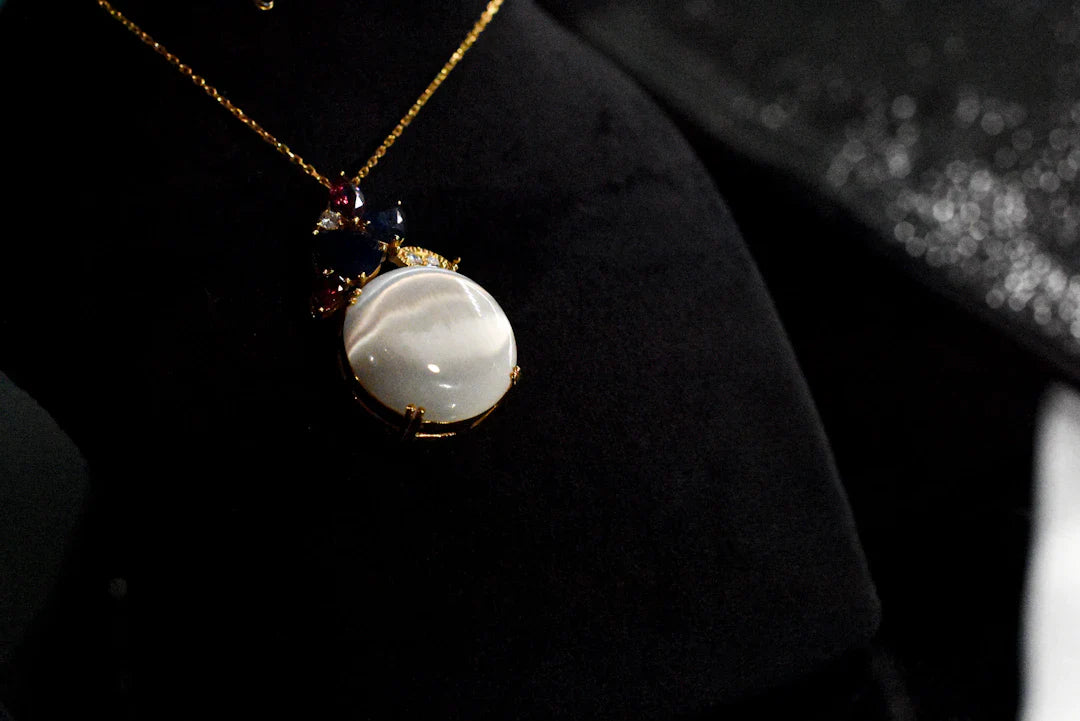 Emerald Jewelry in Pop Culture Iconic Moments