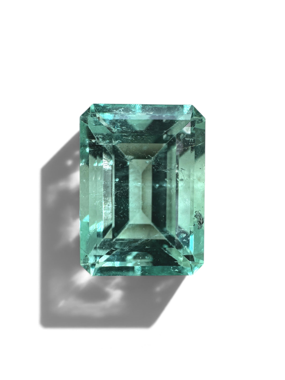 3.09ct 10x7.5 Jyotish Crystal Clear Light Green Colombian Emerald