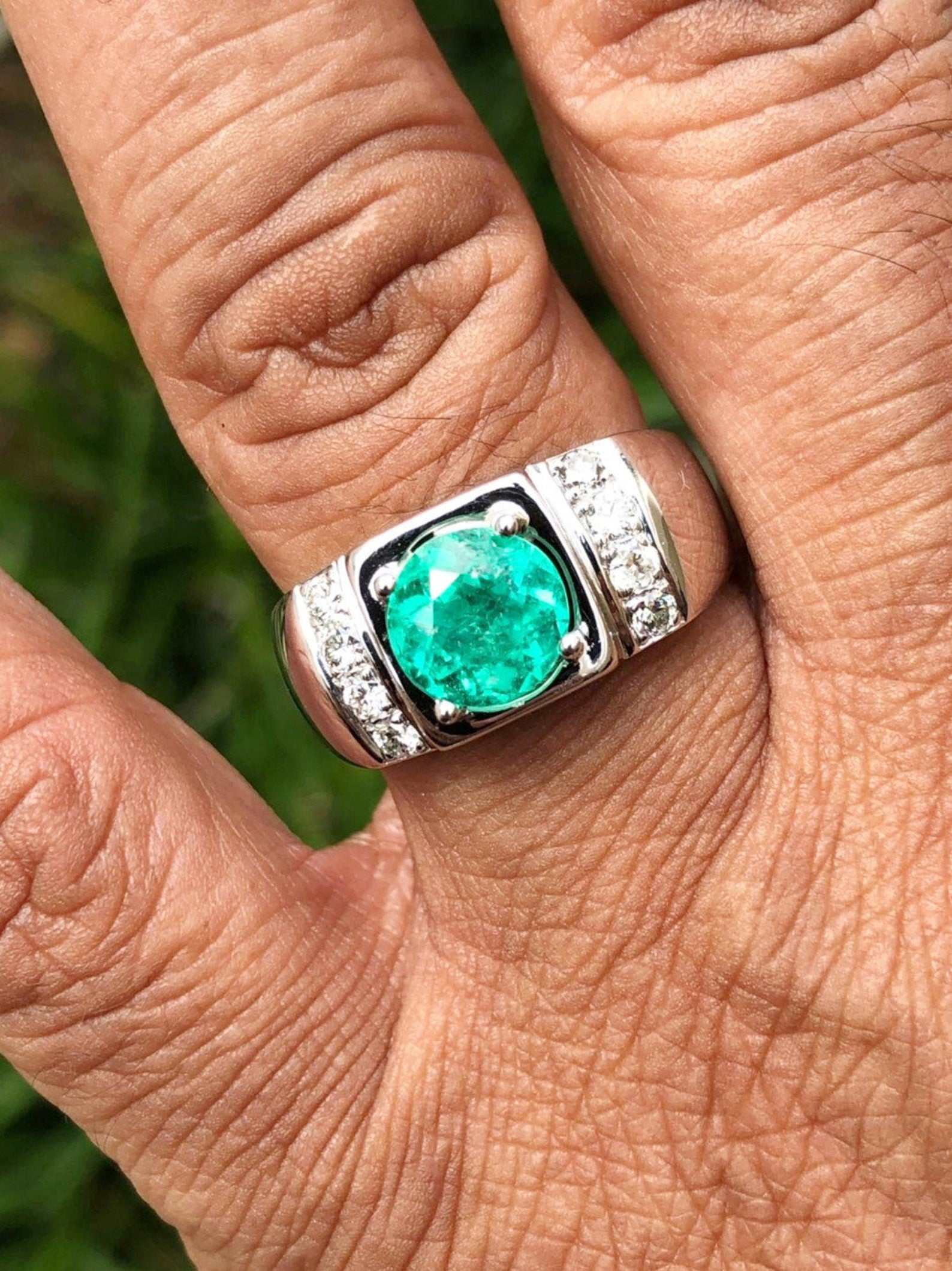 3.10tcw Cluster Mens Round Colombian Emerald & Diamond Men's Ring