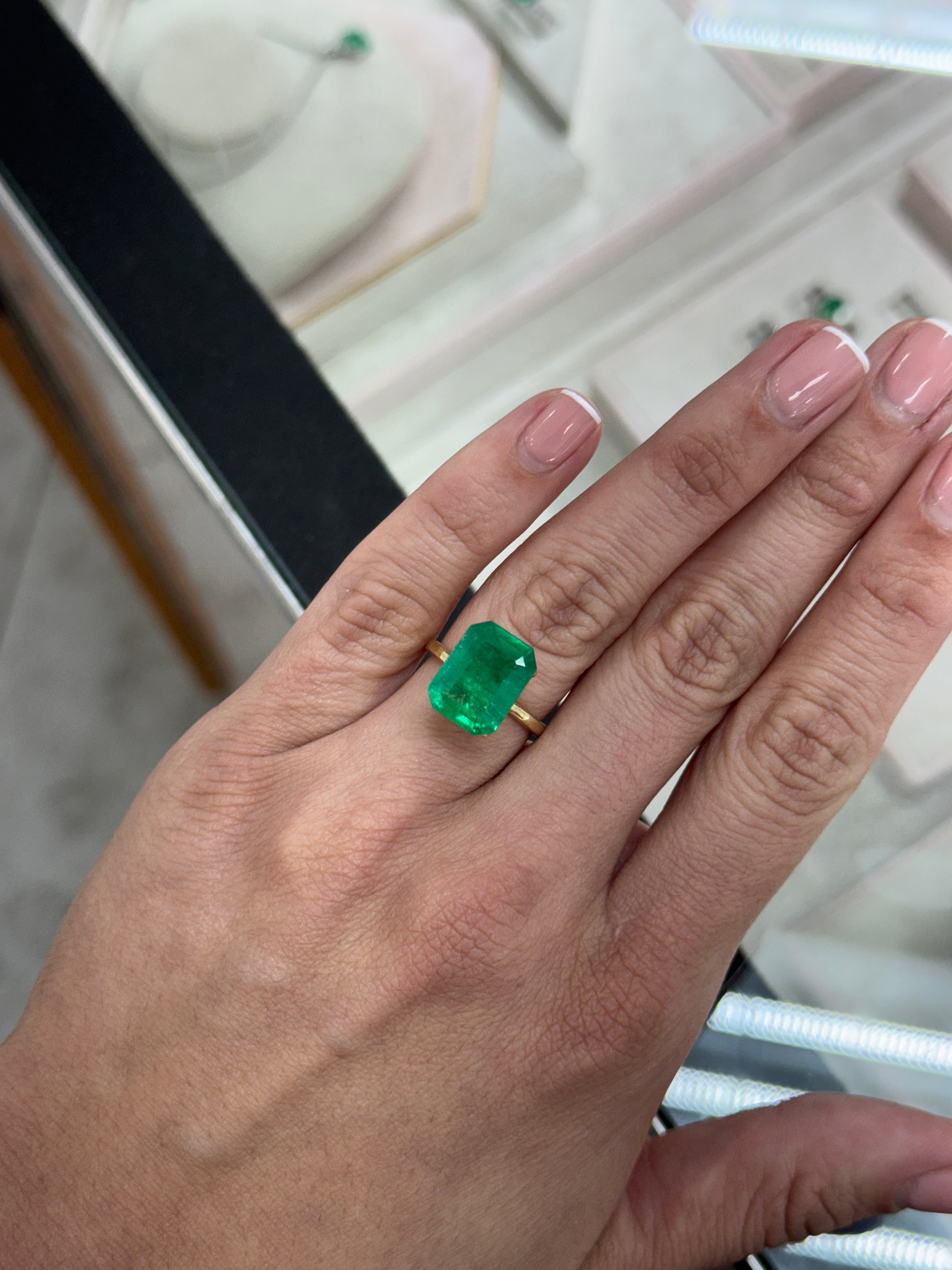 5.48 Carat 13.5x10.5 Colombian Emerald- Emerald Cut Gemstone