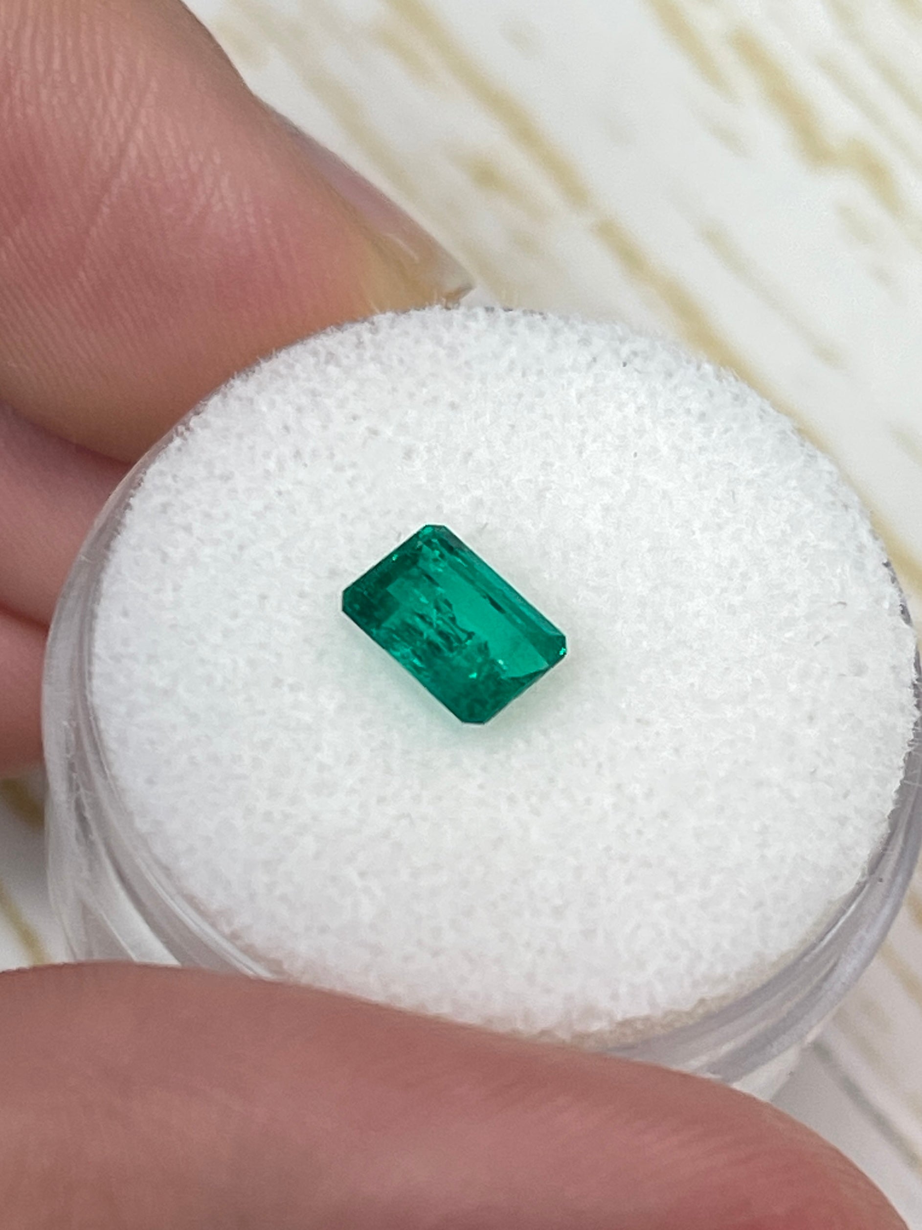 0.80 Carat 6.5x5 Fine Loose Colombian Emerald-Emerald Cut - JR Colombian Emeralds