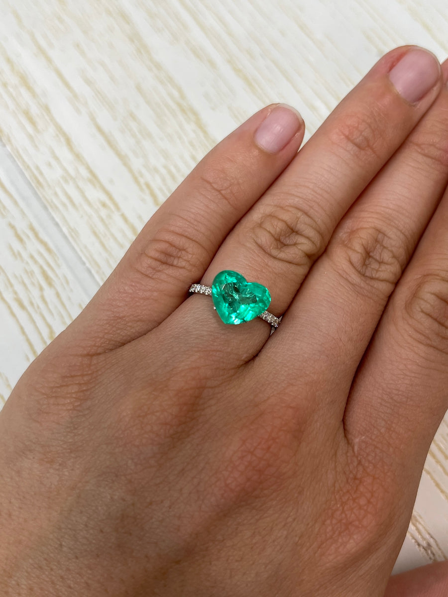 3.46 Carat Colombian Emerald - Heart Cut - Gorgeous Spring Green Shade