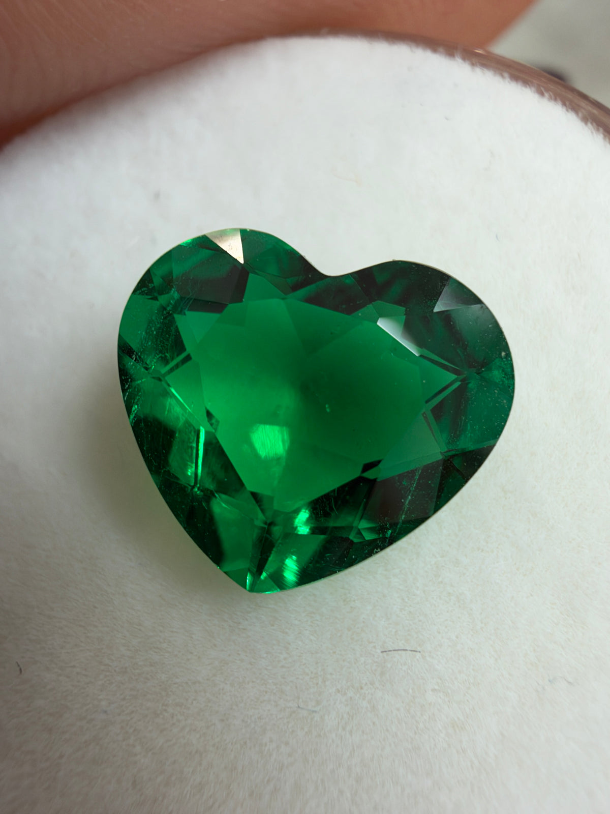1.85 Carat 8.5x9.5 AAA+ Vivid Green Natural Loose Colombian Emerald-Heart Cut