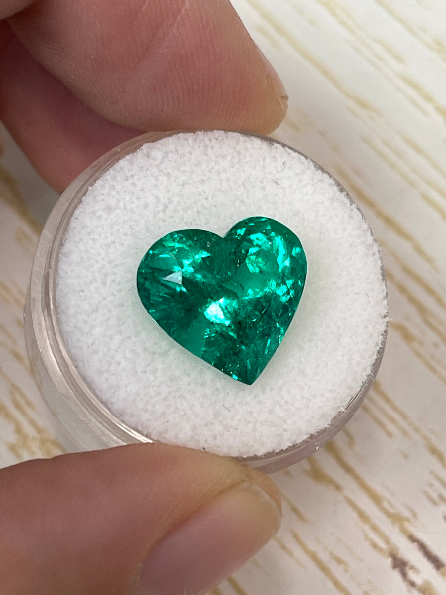 AAA+ Quality Loose Colombian Emerald - 13x13.8mm Heart Cut