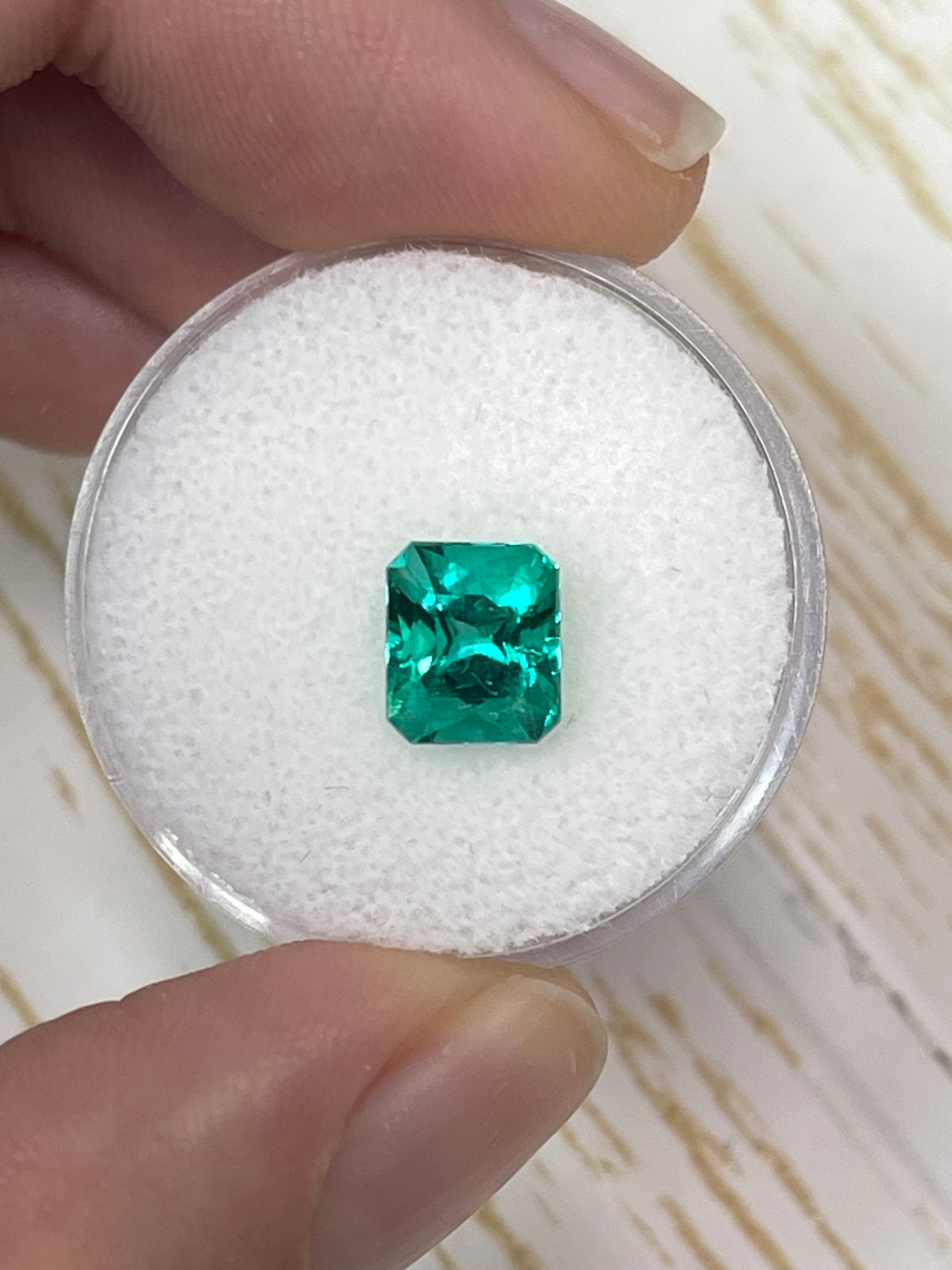 1.66 Carat RARE Certified Butterly Effect/Drop of Oil Muzo Green Natural Loose Colombian Emerald - JR Colombian Emeralds