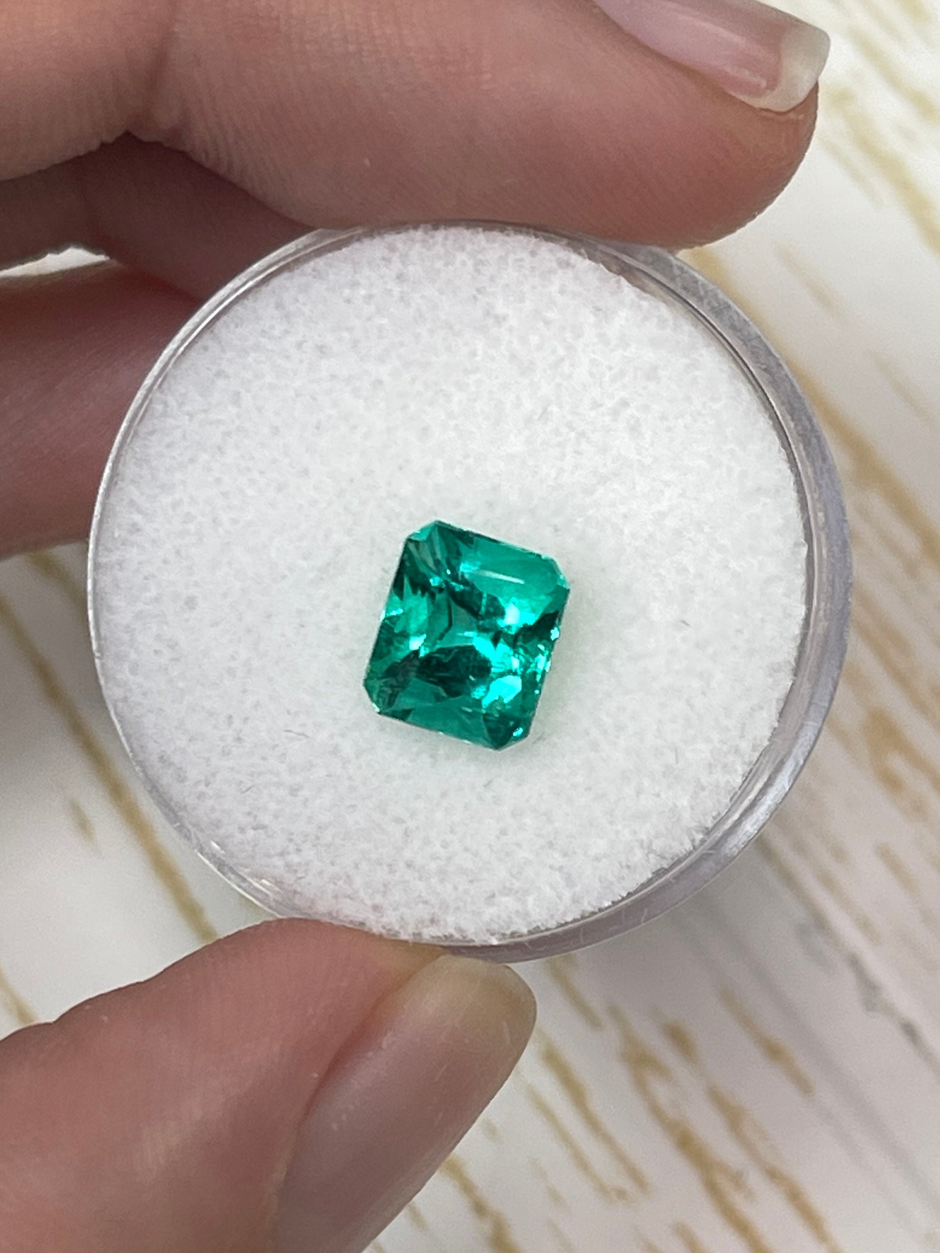 1.66 Carat RARE Certified Butterly Effect/Drop of Oil Muzo Green Natural Loose Colombian Emerald - JR Colombian Emeralds