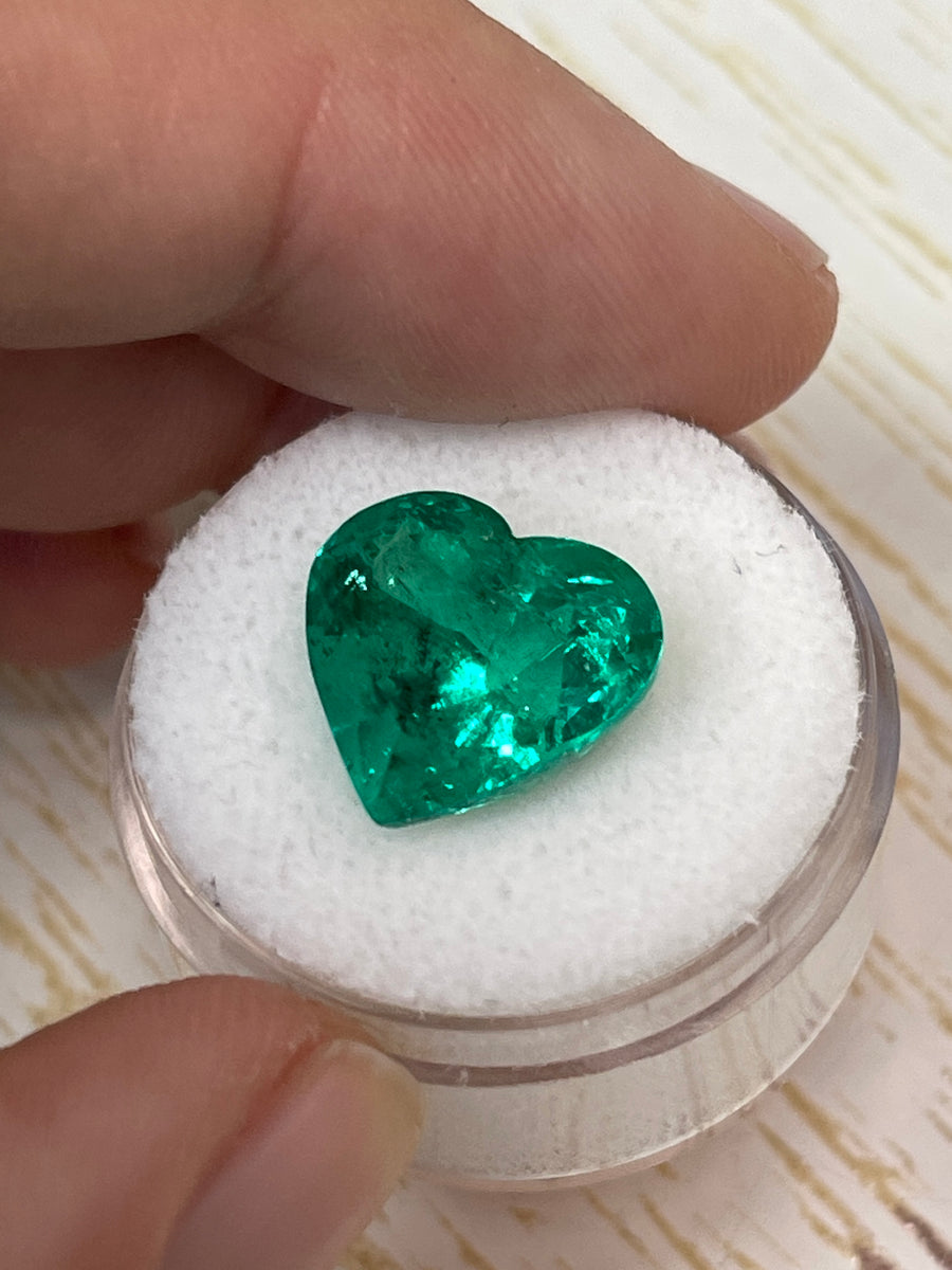 Heart-Shaped 7.86 Carat Loose Colombian Emerald - Top Quality