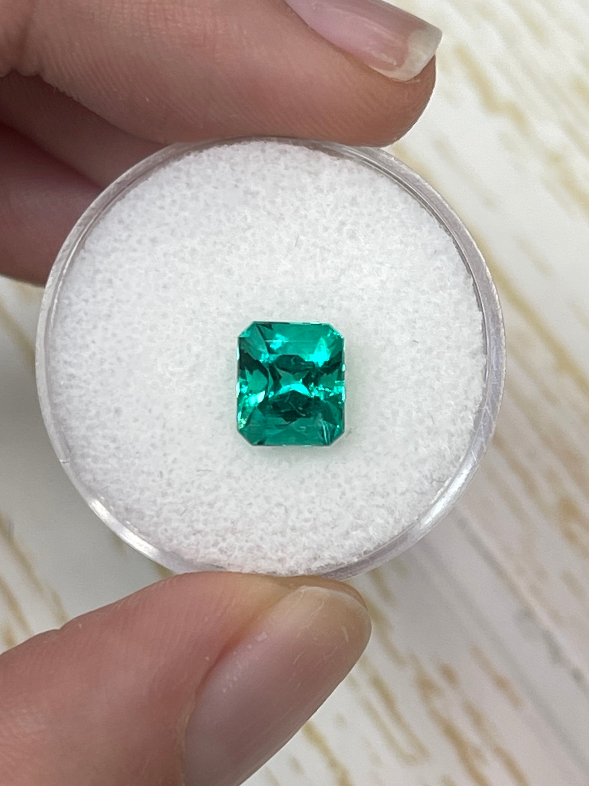 1.66 Carat RARE Certified Butterly Effect/Drop of Oil Muzo Green Natural Loose Colombian Emerald - JR Colombian Emeralds