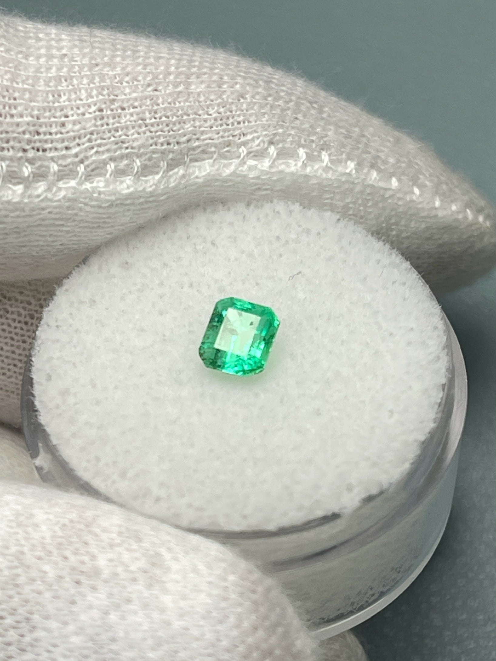 0.57 Carats 5x4.5 Yellowish Green Natural Loose Colombian Emerald