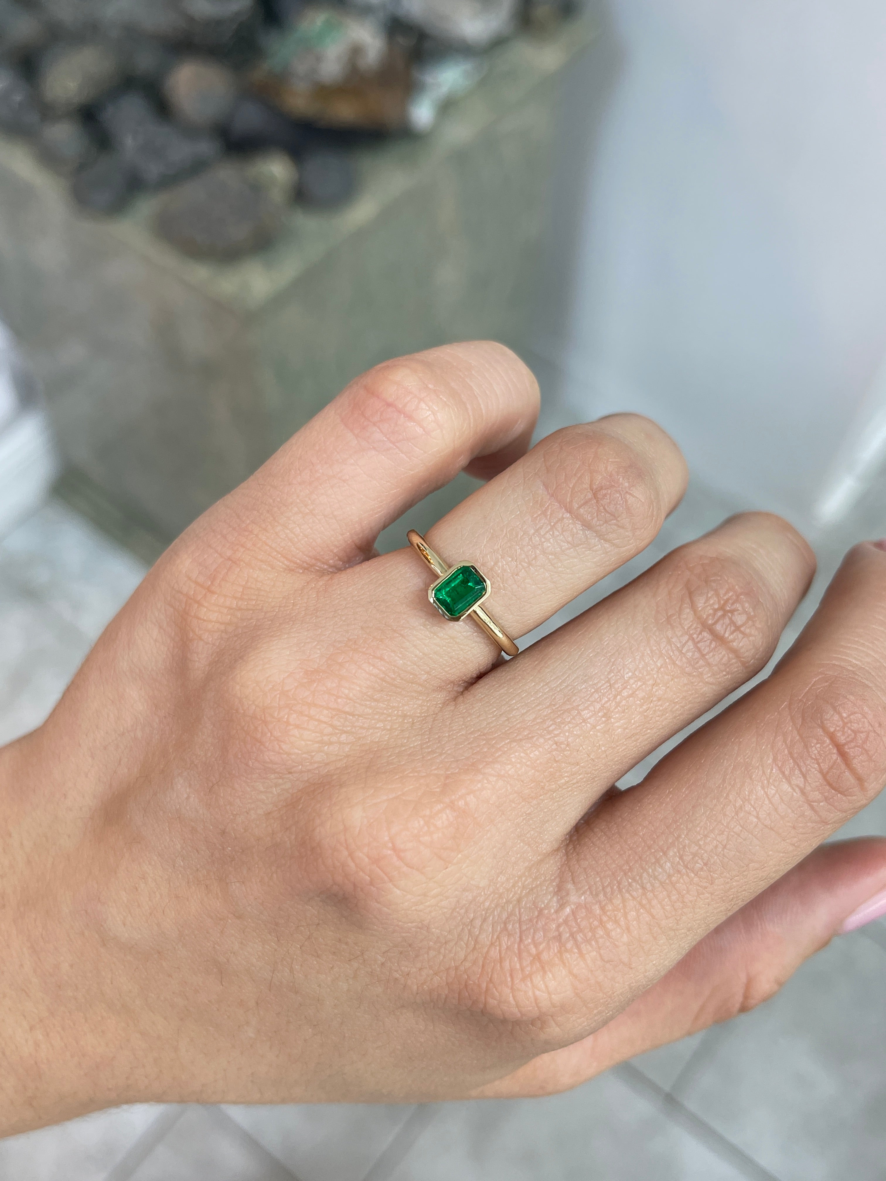 0.39cts Bezel Set AAA+ Muzo Colombian Emerald Solitaire Ring 18K - JR Colombian Emeralds