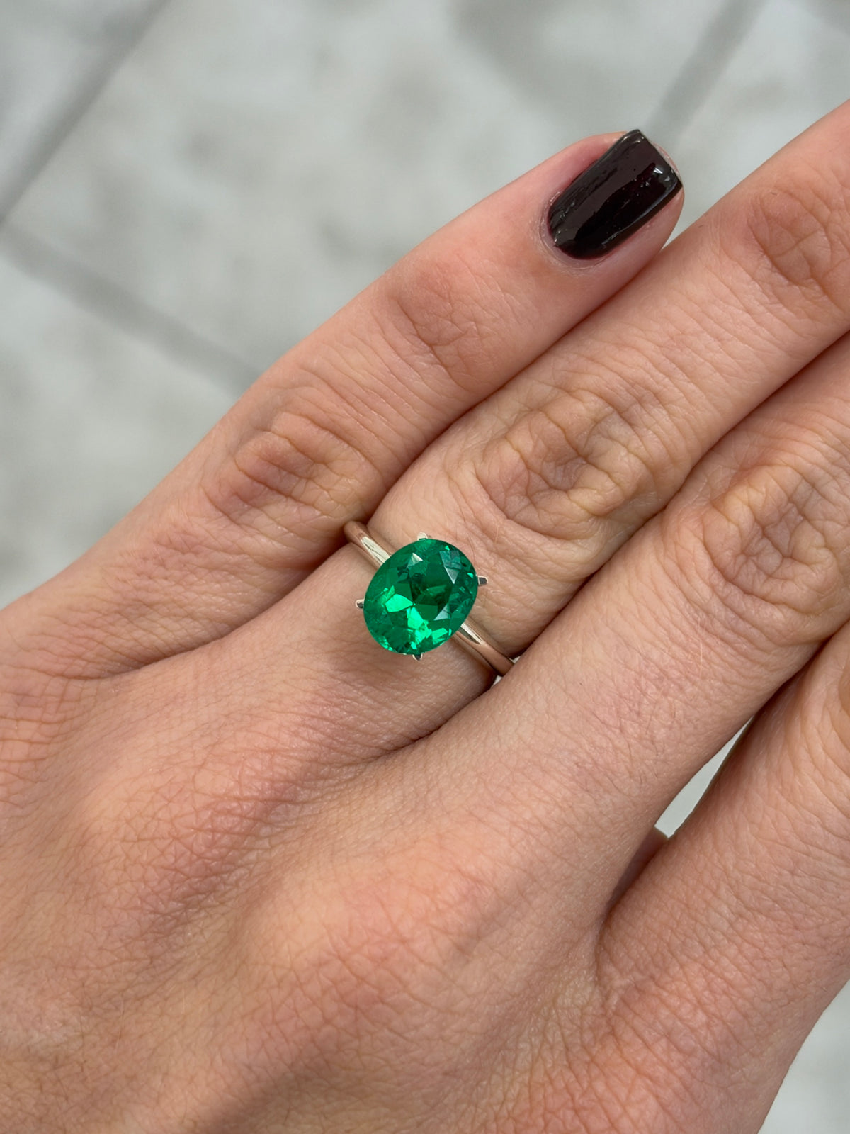 2.50 Carat 10x8 Investment Grade Natural Loose Colombian Emerald-Oval Cut