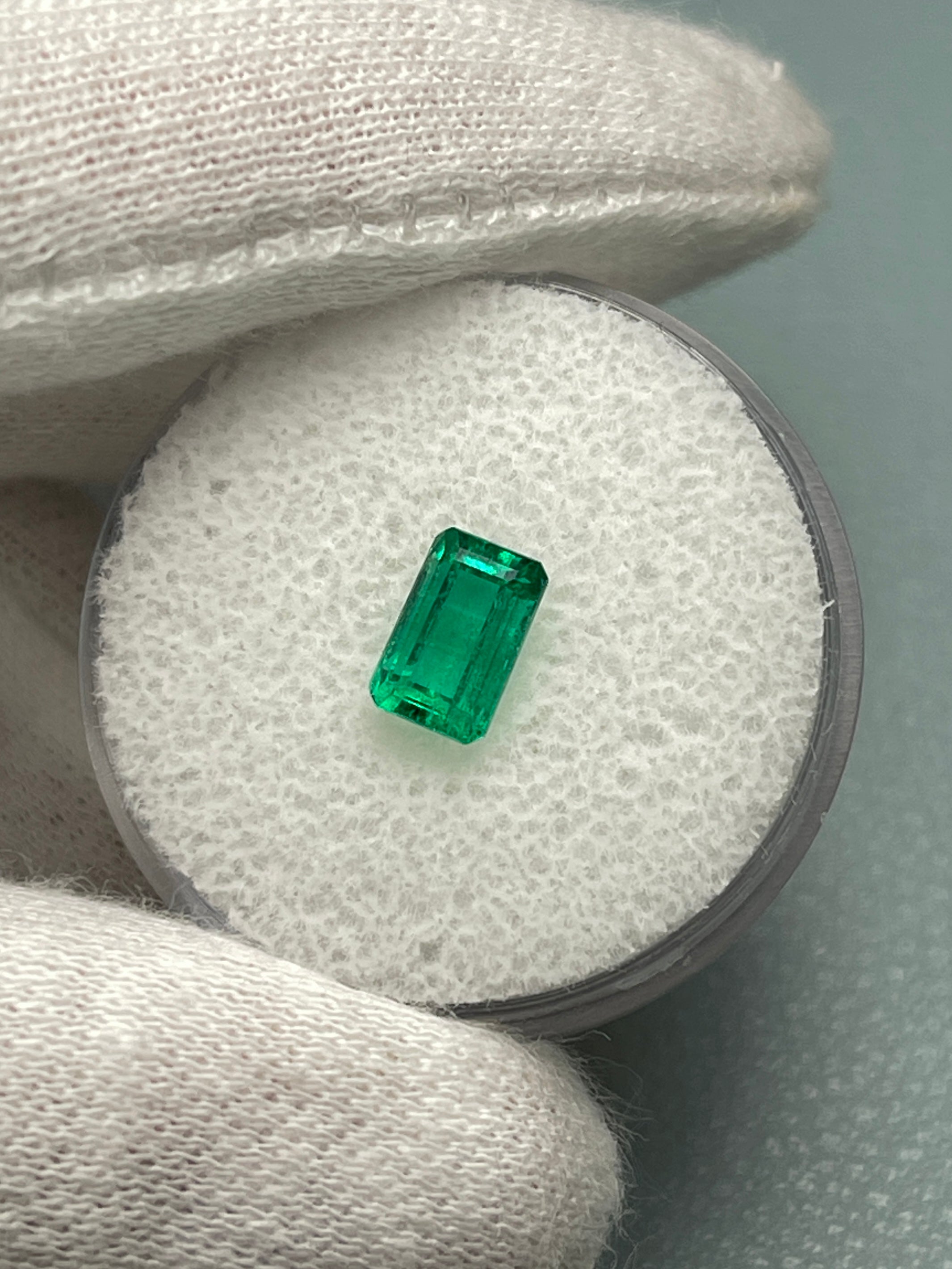 1.04 Carat 7.3x4.6 AAA+ Fine Loose Colombian Emerald-Elongated Emerald Cut