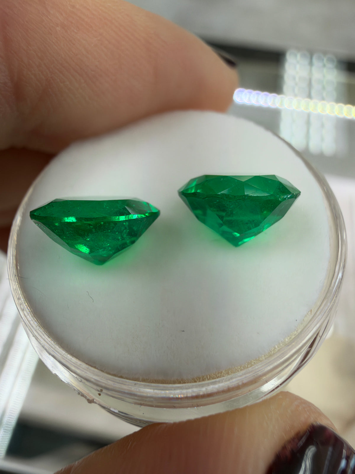4.69tcw 9x9 AAA+ RARE Matching Vivid Green Natural Round Loose Colombian Emeralds