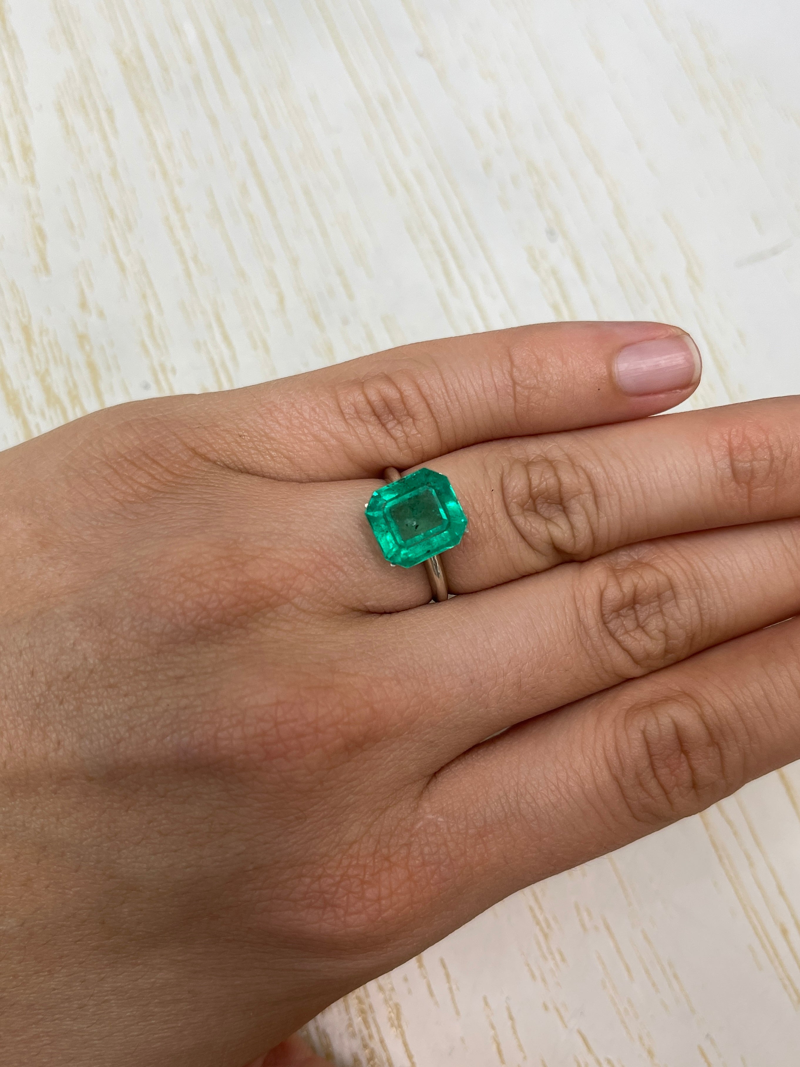 Premium Colombian Emerald - 11x10.5mm, 5.72 Carats