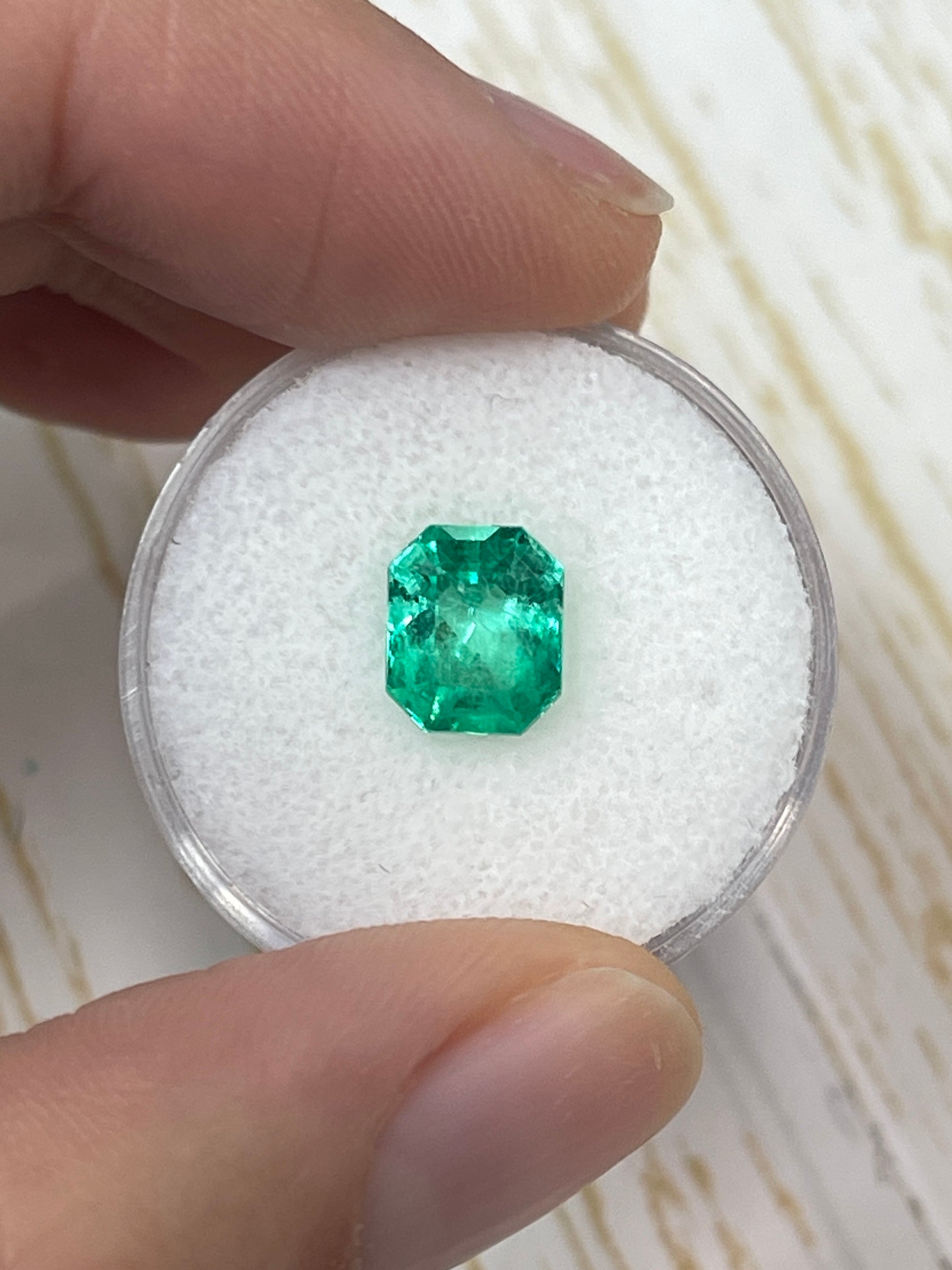 2.28 Carat 8.5x7 GLOWING Muzo Green Natural Loose Colombian Emerald-Emerald Cut - JR Colombian Emeralds