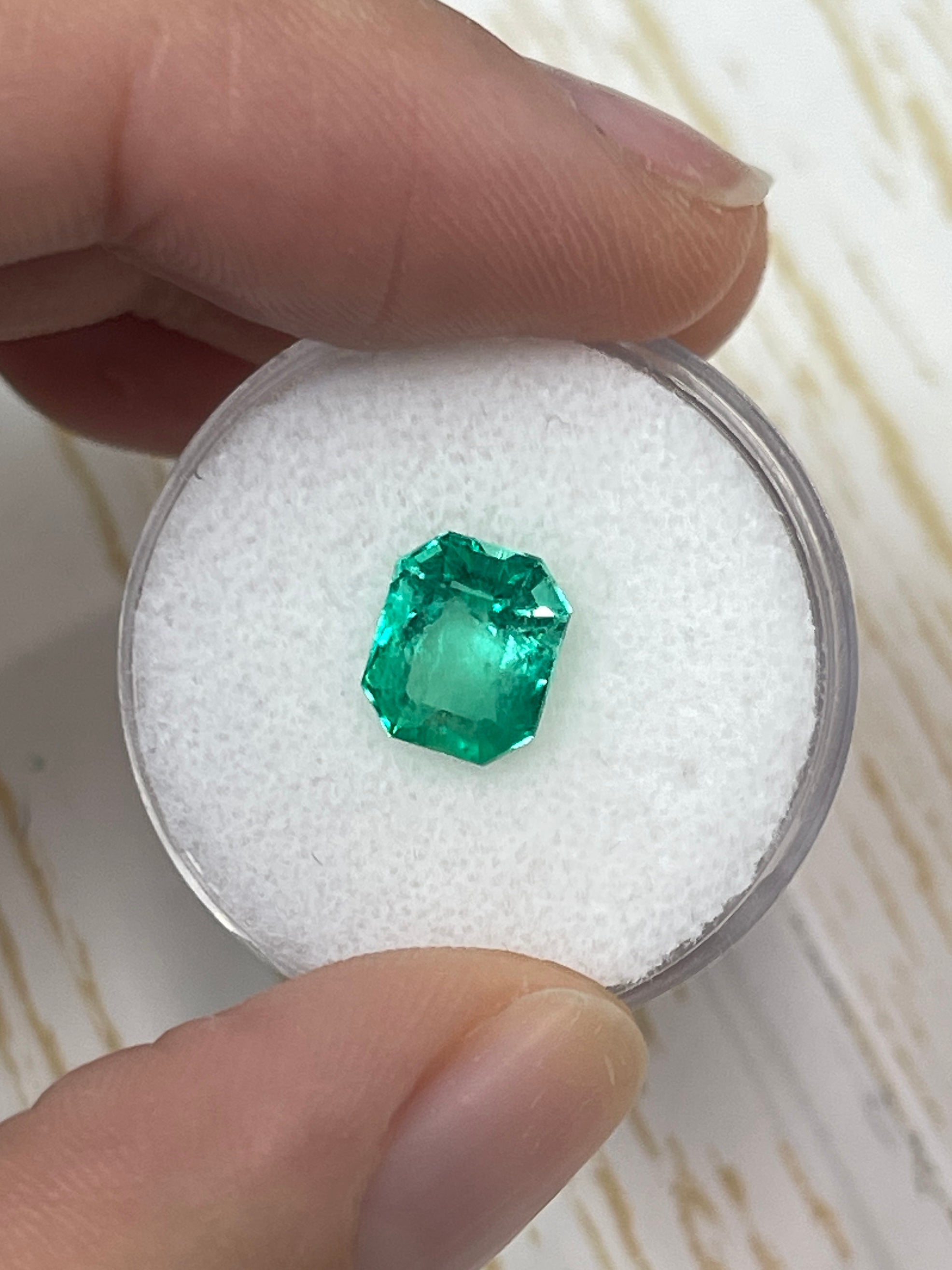 2.28 Carat 8.5x7 GLOWING Muzo Green Natural Loose Colombian Emerald-Emerald Cut - JR Colombian Emeralds