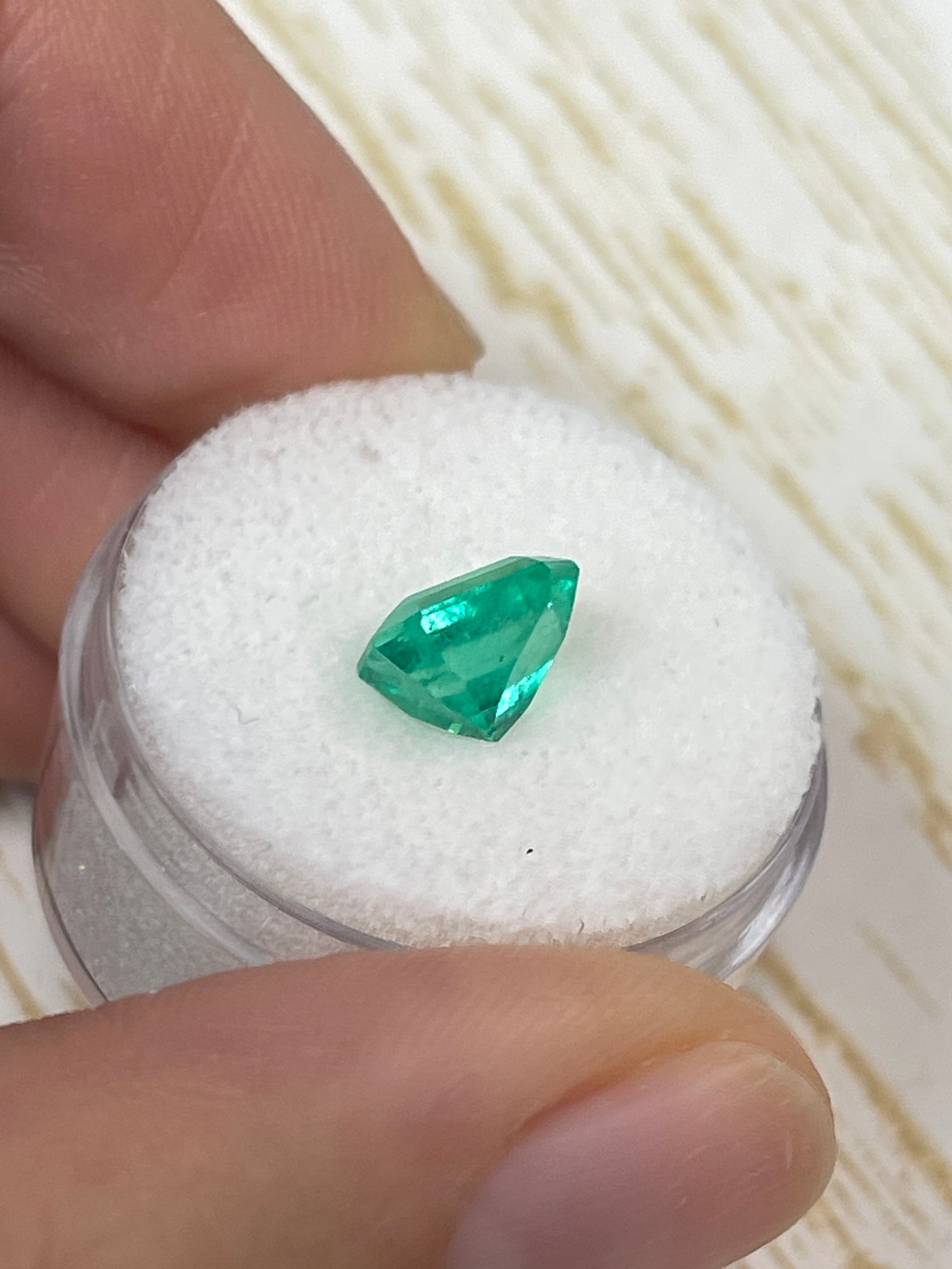 2.28 Carat 8.5x7 GLOWING Muzo Green Natural Loose Colombian Emerald-Emerald Cut - JR Colombian Emeralds