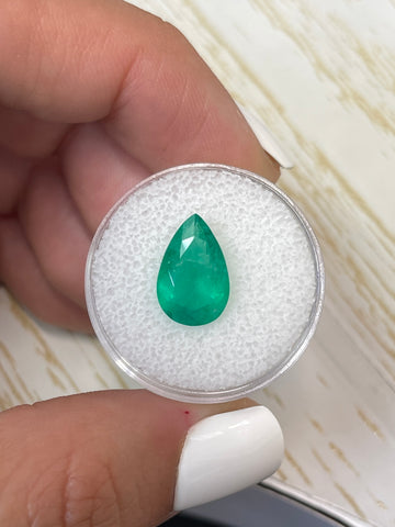 Pear-Shaped Green Colombian Emerald - 3.20 Carats, 13.5x9 Dimensions