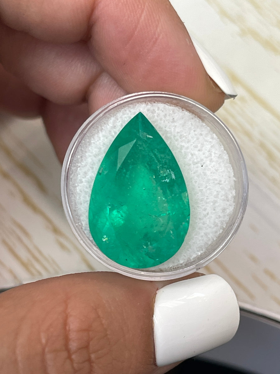 Enormous 20.43 Carat Pear-Cut Green Colombian Emerald - Rare Natural Gemstone