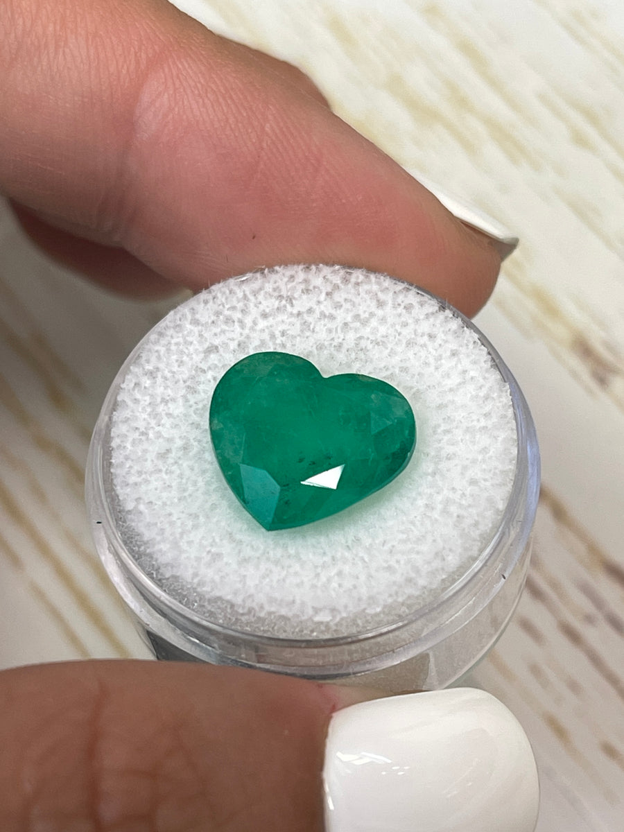 12x13.5 mm Colombian Emerald - Stunning Heart Cut, 7.68 Carat
