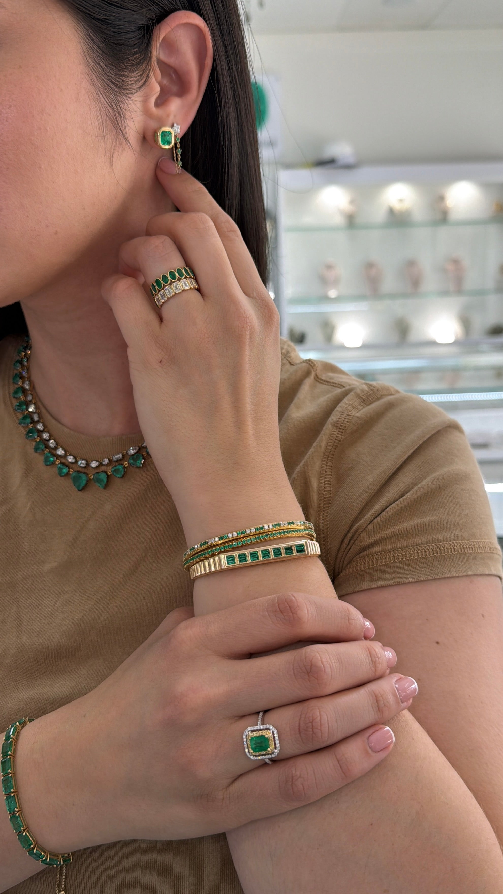 Natural diamond Georgian tennis necklace with mixed shapes, 15.43 carats, set in 18K gold, by JR Colombian Emeralds.