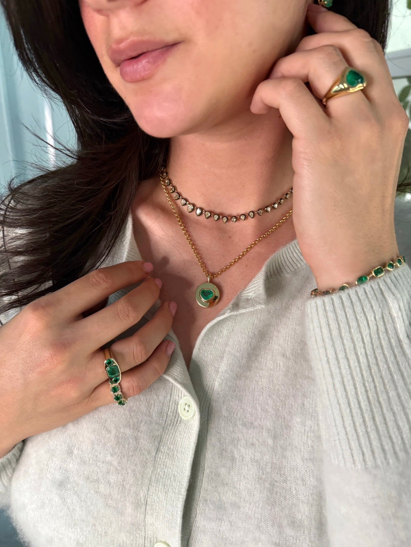 Colombian emerald heart signet pendant with 18K gold setting, featuring a 2.30 carat vibrant green emerald from JR Colombian Emeralds.