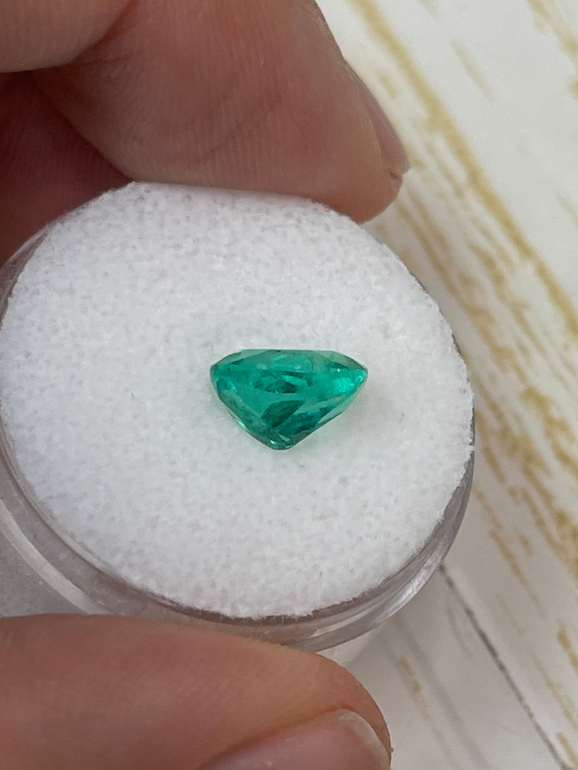 Loose Colombian Emerald - Oval Cut - 1.98 Carats - Stunning Green Hue