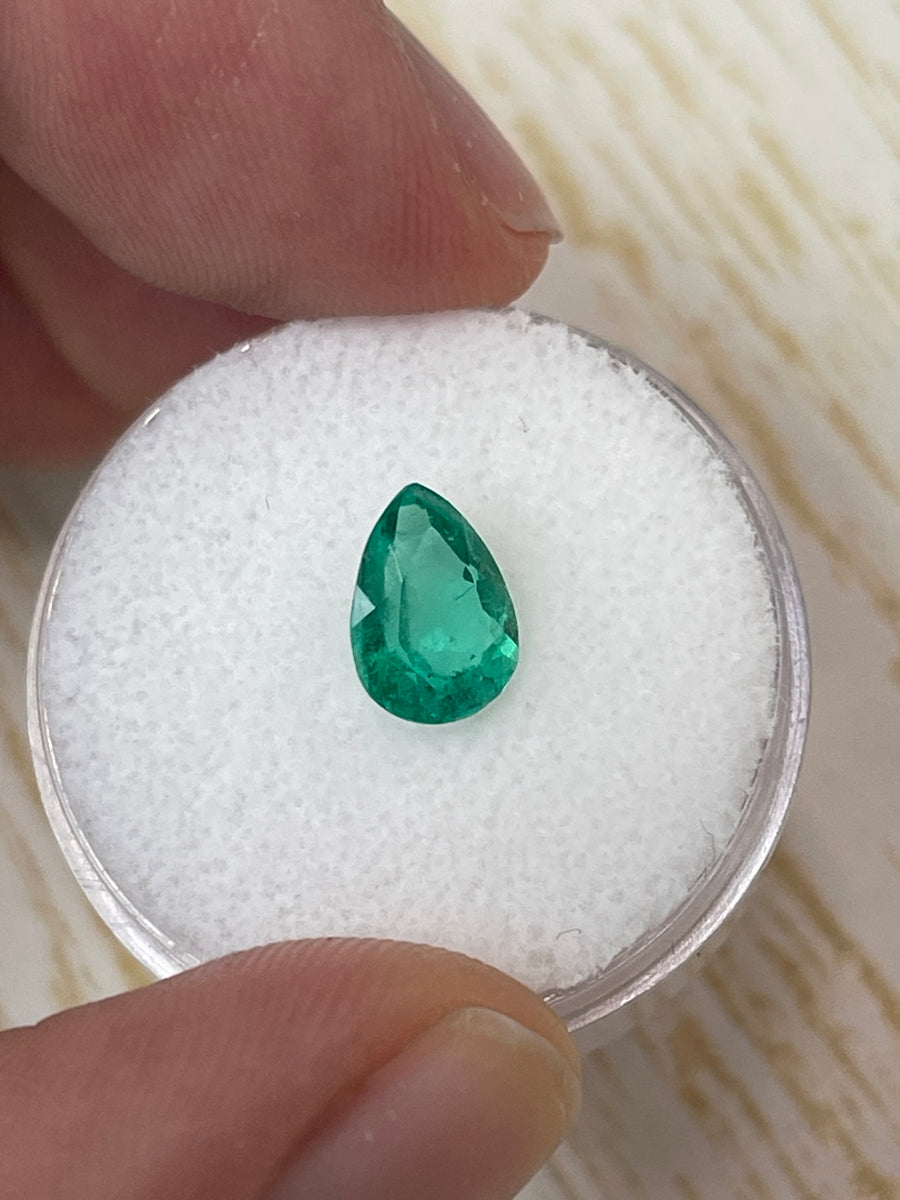 Colombian Emerald - Pear Cut 1.30 Carats - Natural Bluish Green Hue