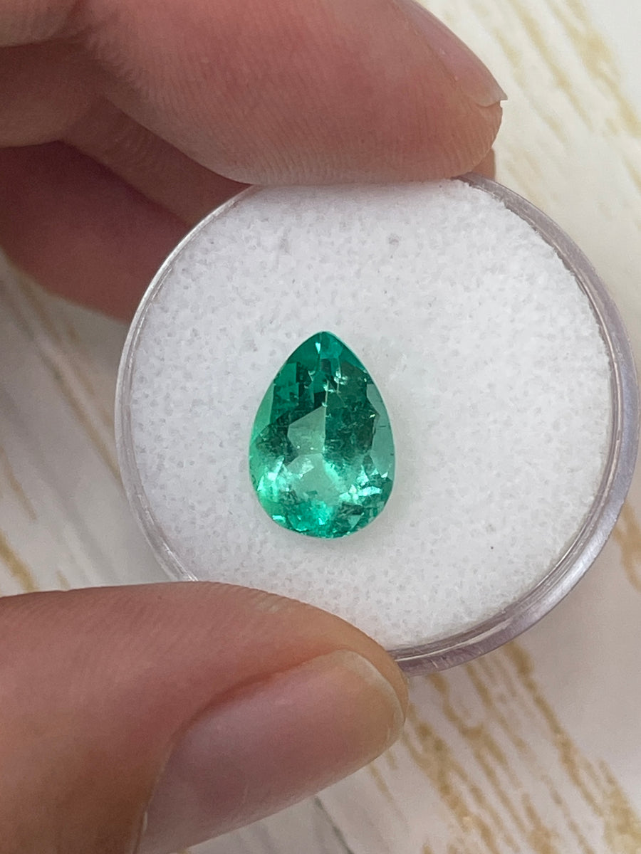 Pear-Shaped Colombian Emerald: 2.77 Carats, 11x8 Dimensions, Natural Bubbly Appearance