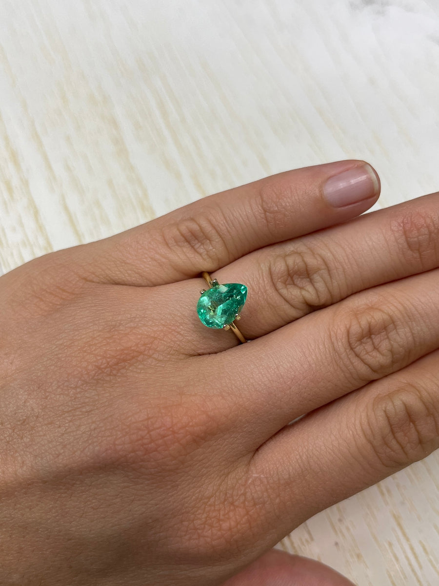 Pear-Shaped Natural Colombian Emerald: 2.77 Carats, 11x8 Dimensions, Distinct Bubbly Texture