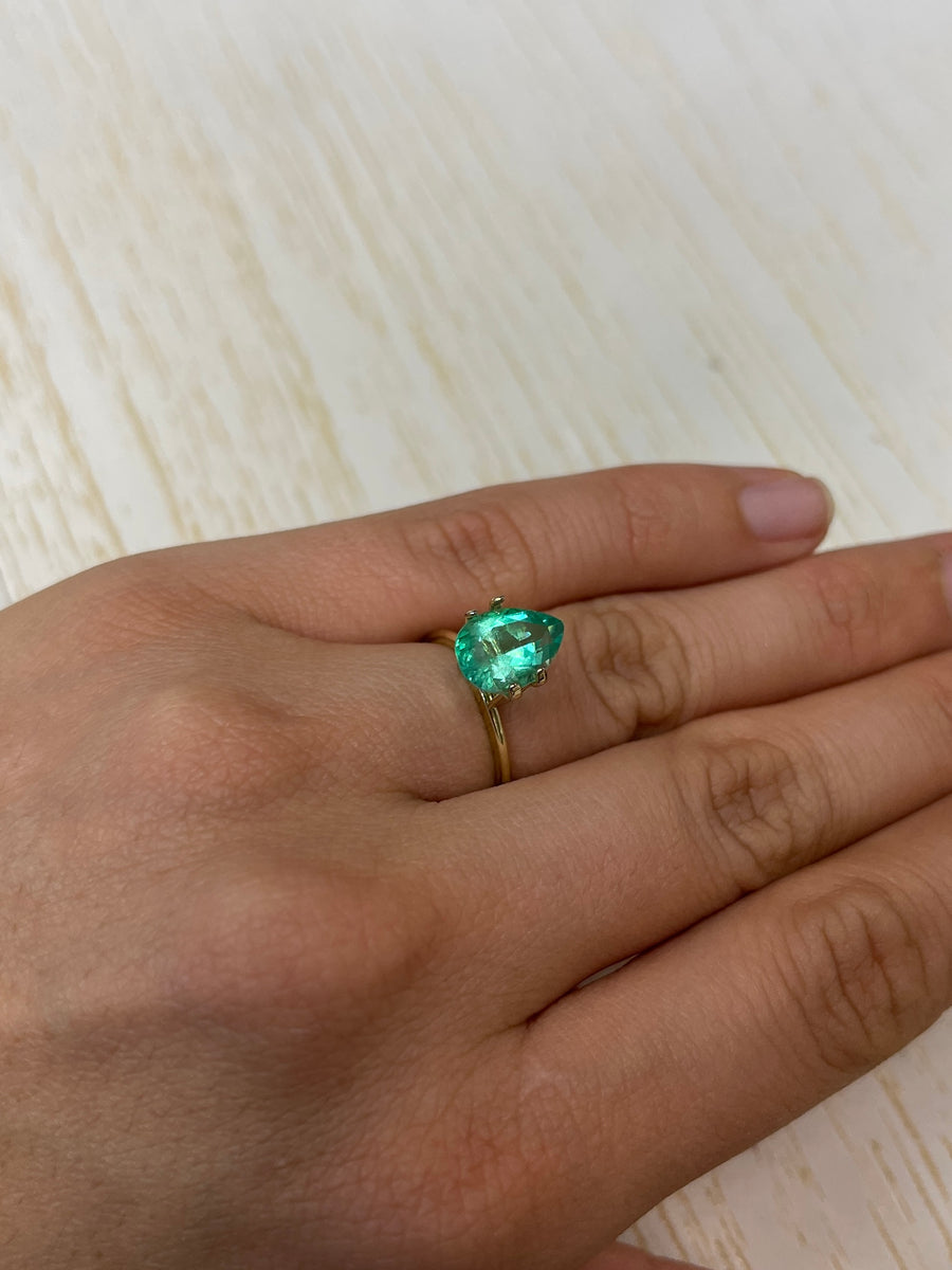2.77 Carat Colombian Emerald - Pear Cut: Natural Bubbling, 11x8 Dimensions