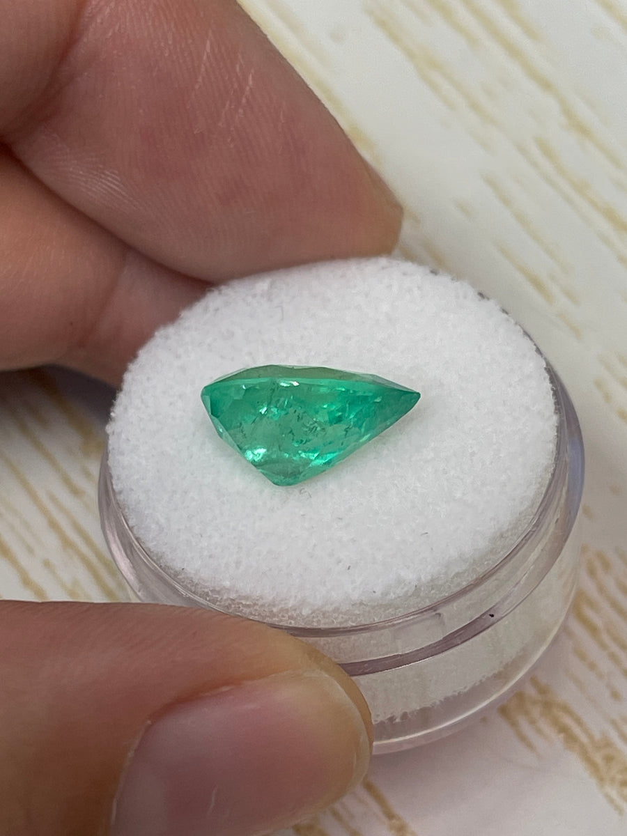 Gorgeous Yellowish Green 13x9.5mm Colombian Emerald - 4.22 Carats