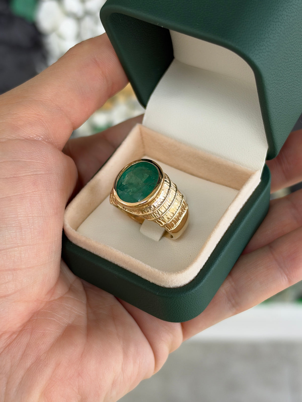 7.25ct 14K Natural Large Oval Cut Emerald Solitaire Bezel Set Gold Ring