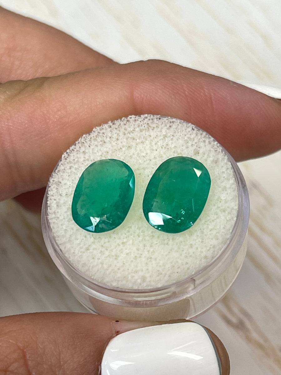 Pair of Oval Shaped Colombian Emeralds - 4.84 Total Carats