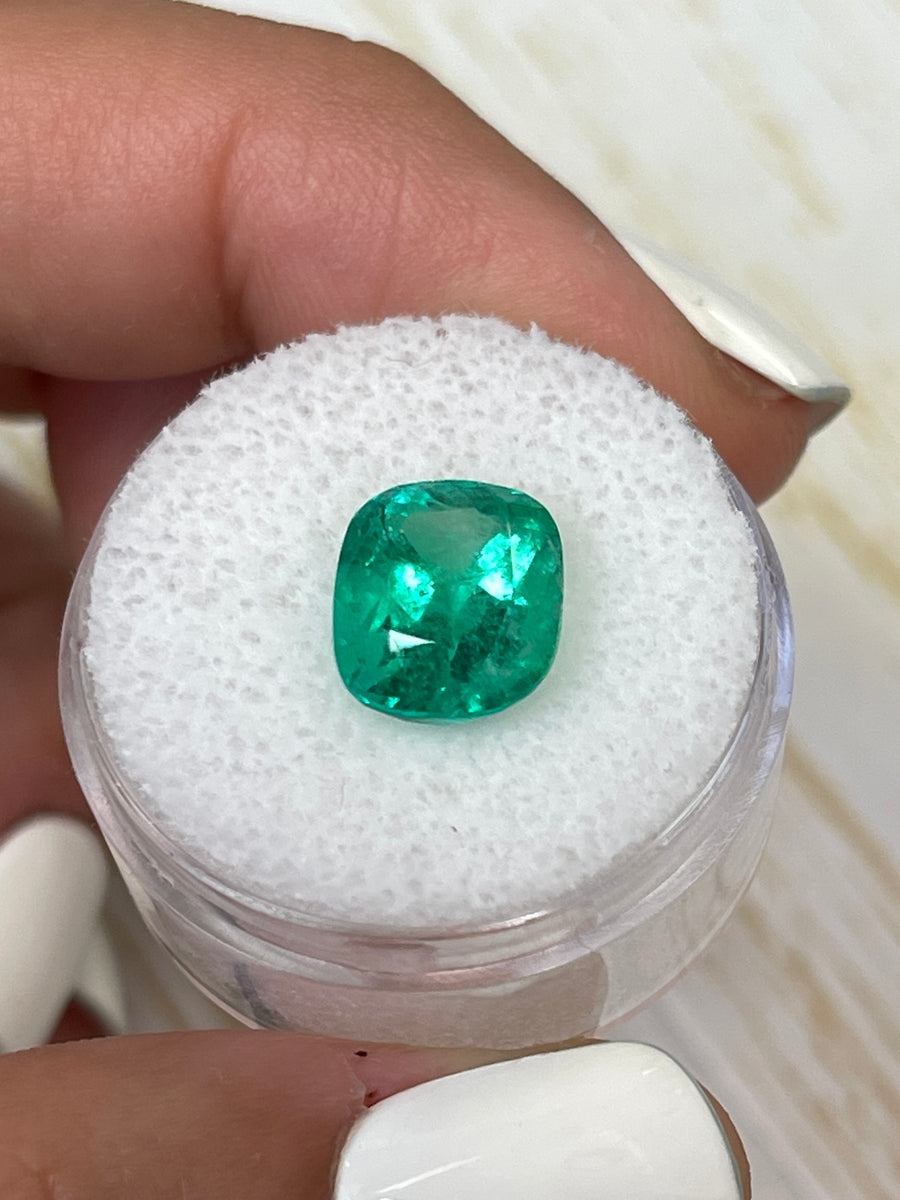 Emerald Gemstone - 11x9 Cushion-Cut, 4.01 Carat, Natural Colombian Green