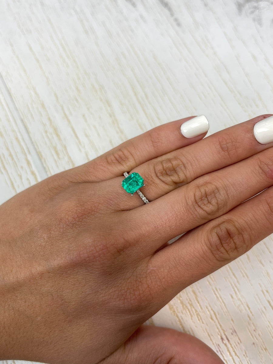 Top-Grade 2.73 Carat Bluish Green Colombian Emerald - Emerald Cut