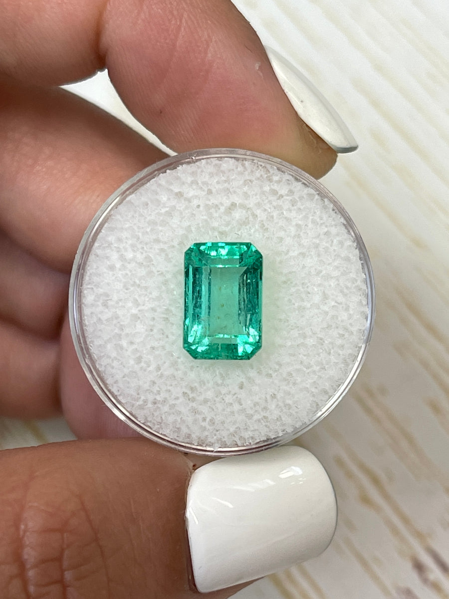 4.12 Carat Colombian Emerald with Elongated Emerald Cut in a Pastel Bluish-Green Shade