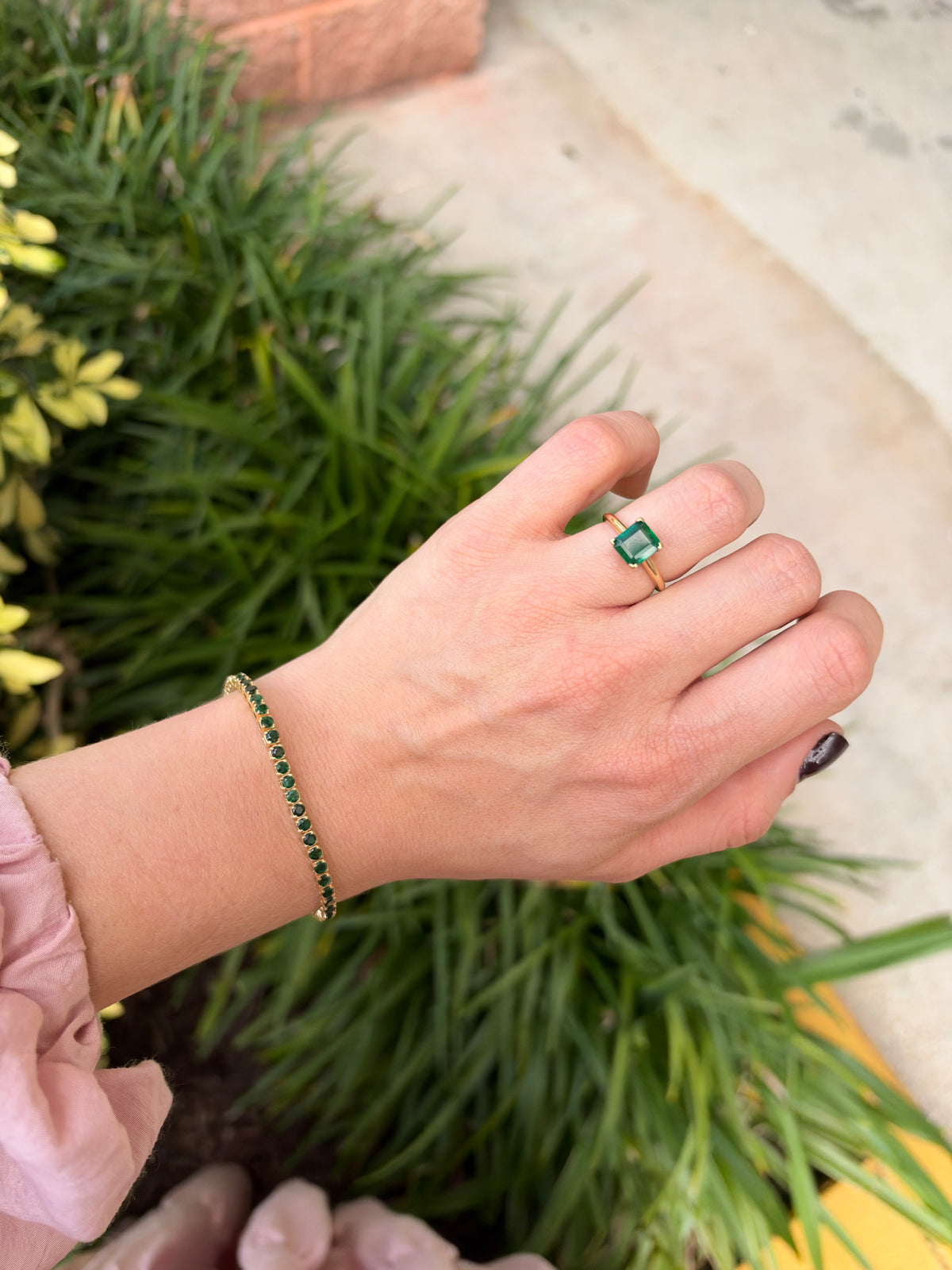 Natural dark green emerald tennis bracelet by JR Colombian Emeralds, 4.67tcw, 14K gold, 7-inch length, elegant jewelry piece.