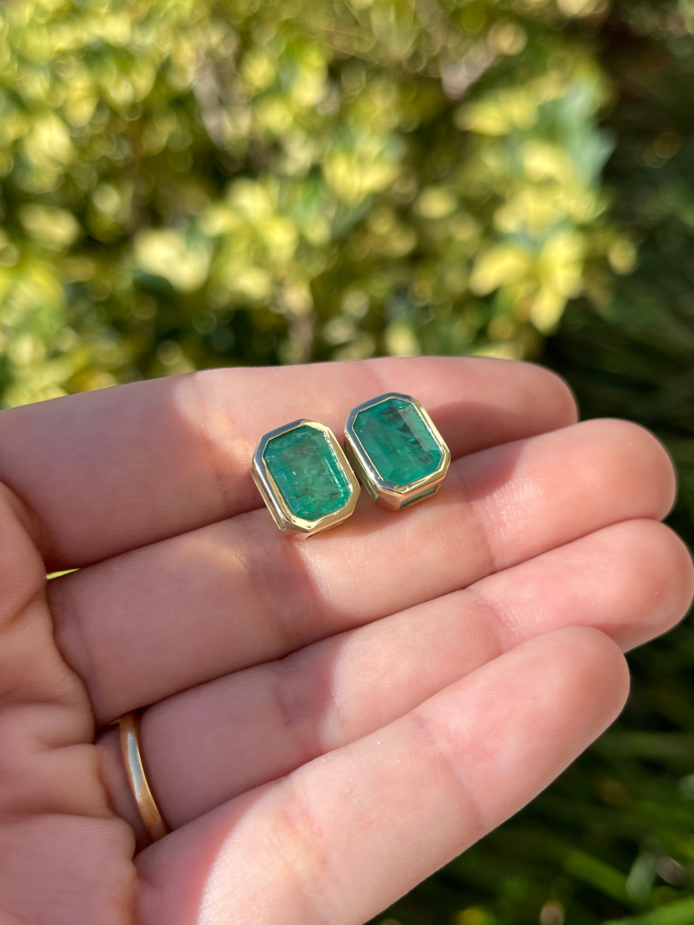 6.0tcw Earthy Natural Emerald Bezel Set Stud Earrings 18K