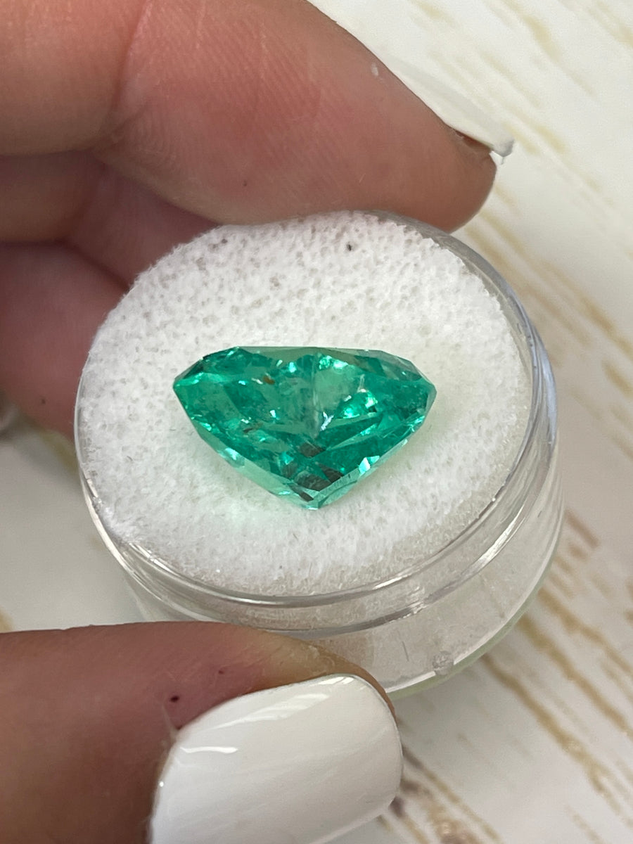 Large Yellow-Green Colombian Emerald - 9.86 Carat - Heart-Cut Gemstone