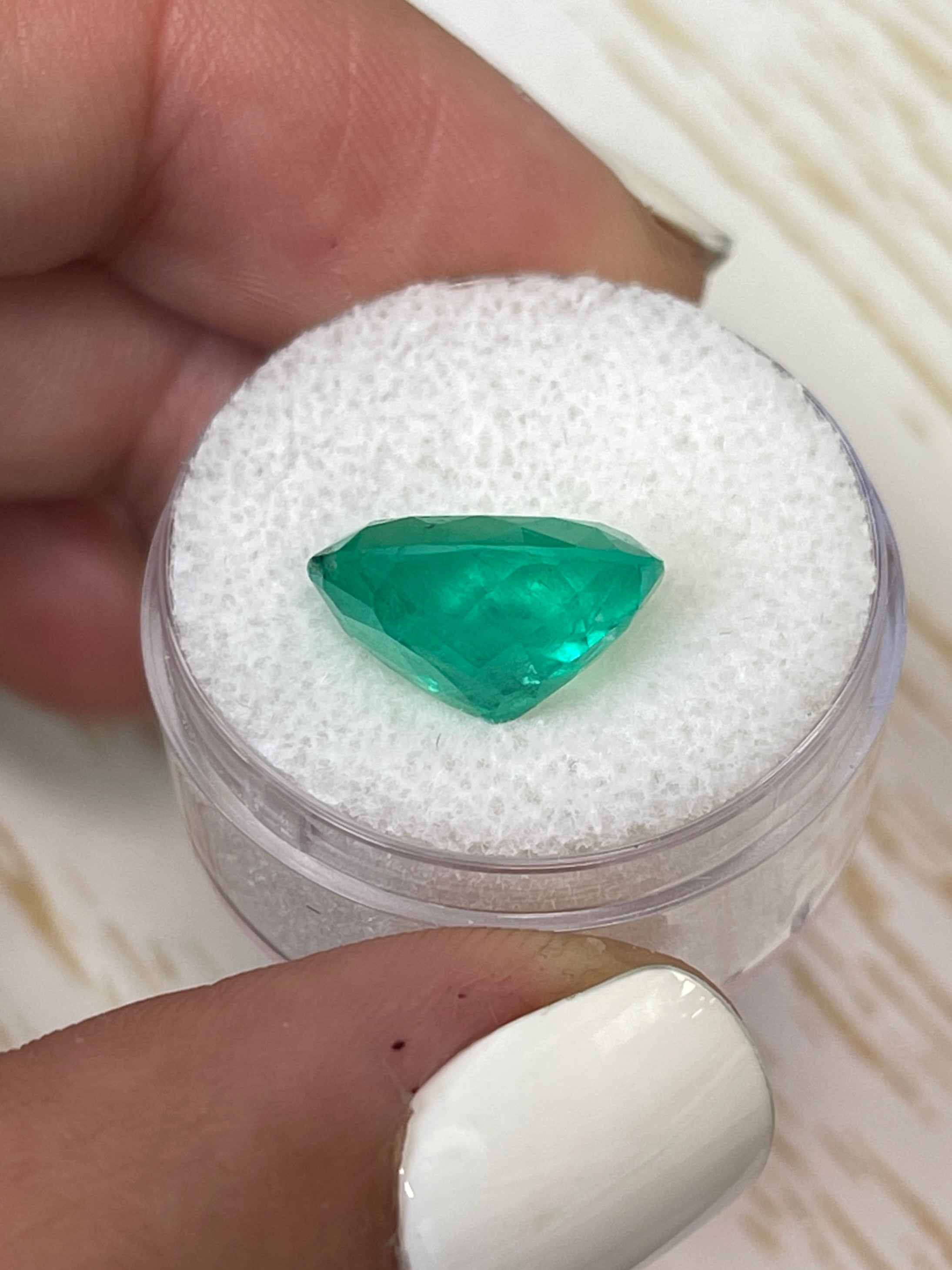 Colombian Emerald 6.25 Carats - Oval Shape, Natural Yellowish Green Gem