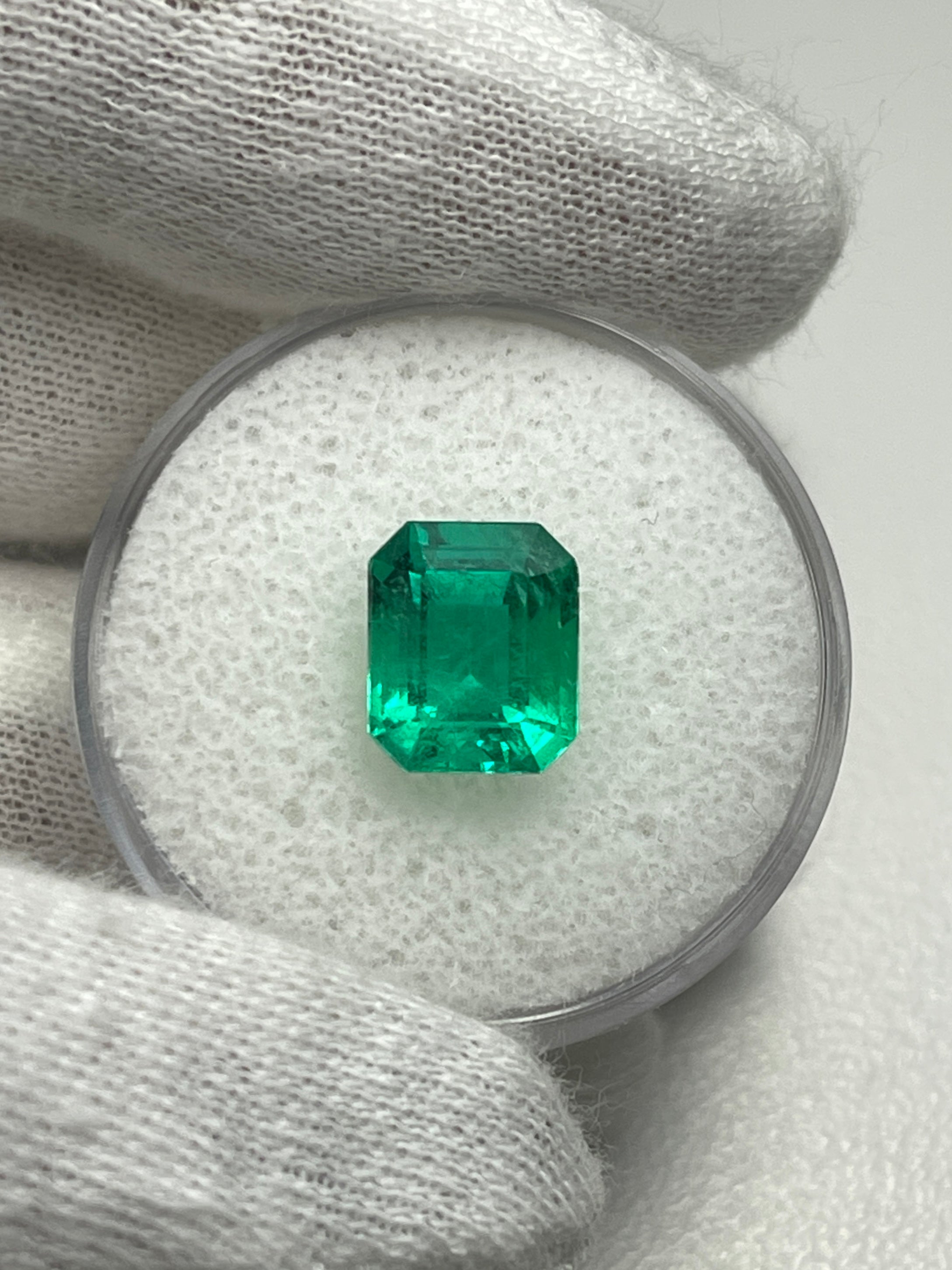 2.63 Carat AAA Muzo Vivid Green Natural Loose Colombian Emerald- Emerald Cut