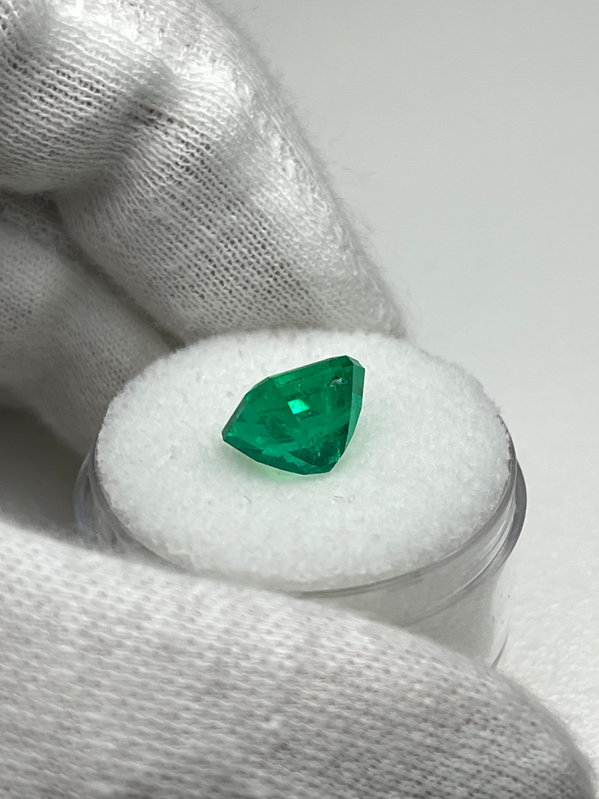 3.37 Carat AAA Vivid Muzo Natural Loose Colombian Emerald-Asscher Cut