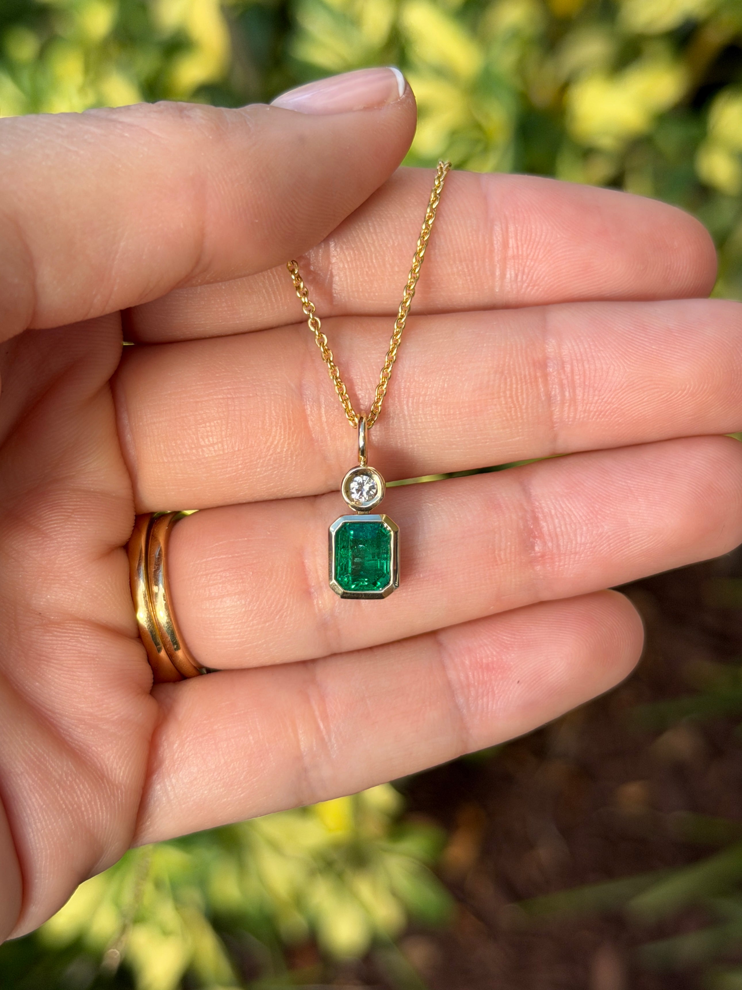 1.85tcw Bezel Set AAA Emerald & Round Diamond Accent Necklace Pendant 14K