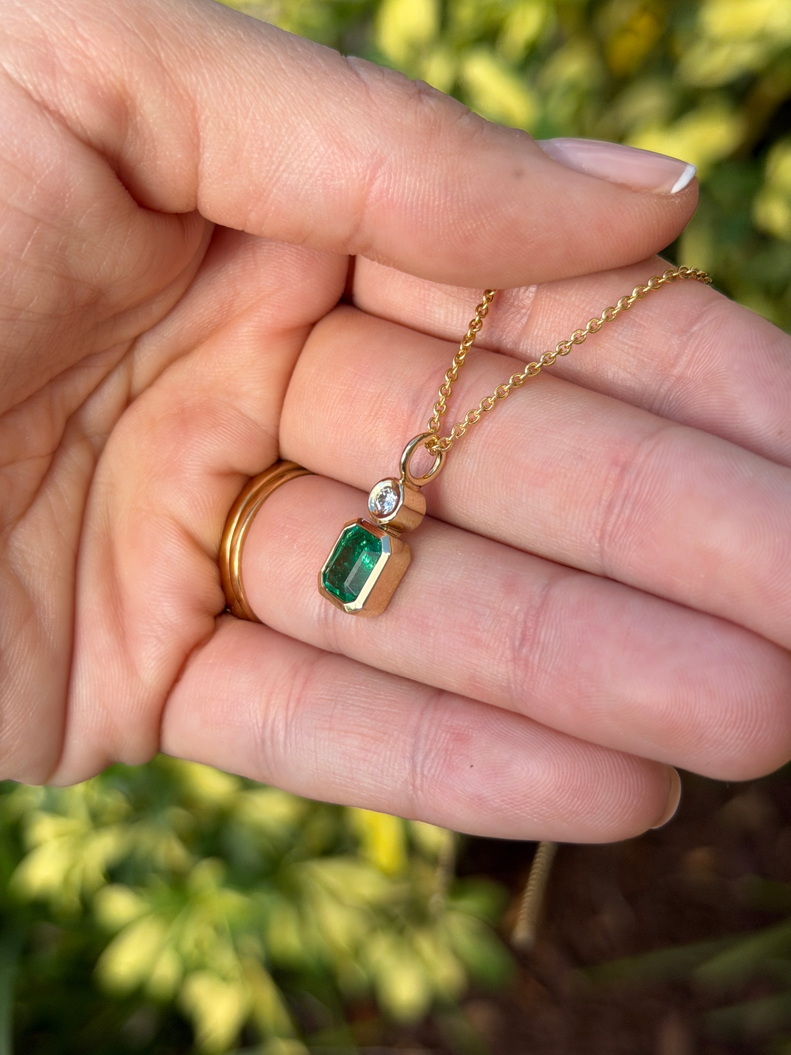 1.85tcw Bezel Set AAA Emerald & Round Diamond Accent Necklace Pendant 14K